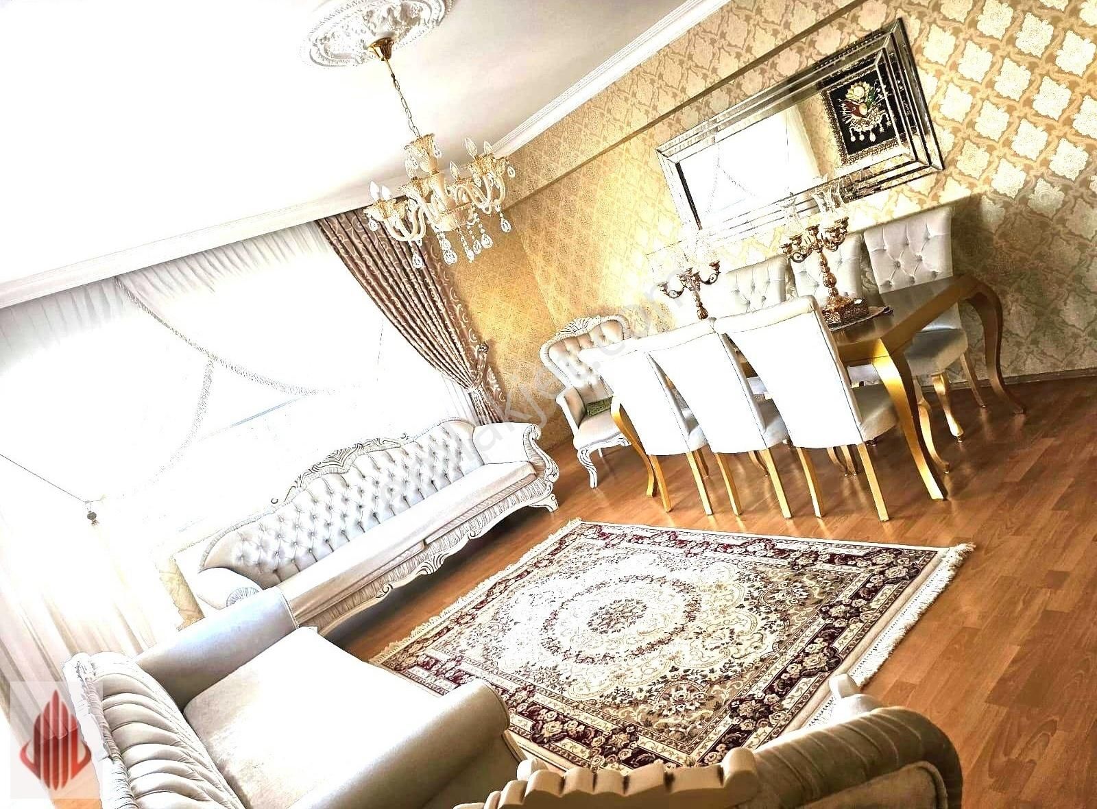Çekmeköy Kirazlıdere Mhd Ekşioğlu Sitesi Satılık 3+1 Daire