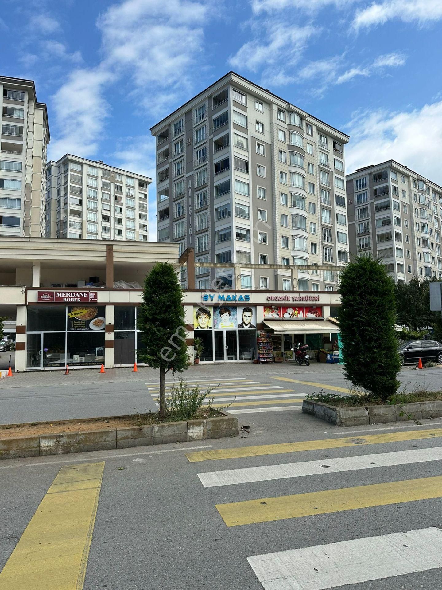 Trabzon Çukurcayırda 780 M2 Kiralık Dükkan - Görsel 2