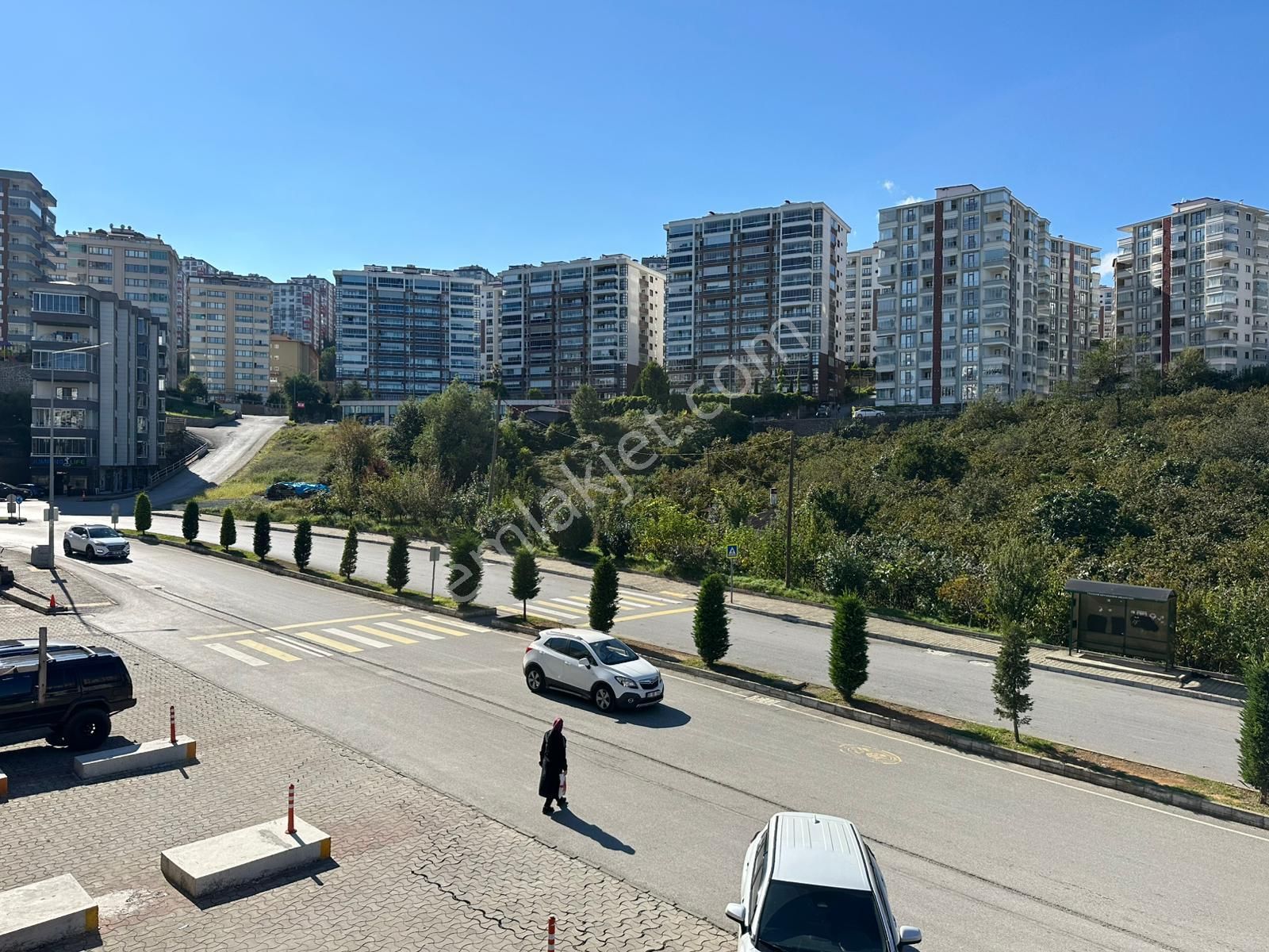 Trabzon Çukurcayırda 780 M2 Kiralık Dükkan - Görsel 9