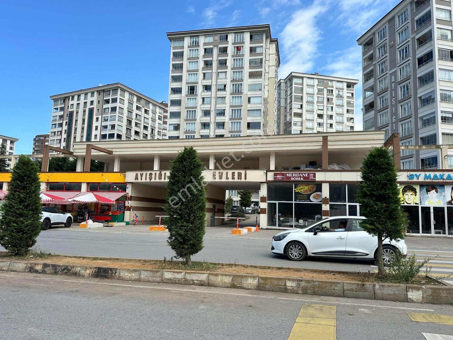 Trabzon Çukurcayırda 780 M2 Kiralık Dükkan