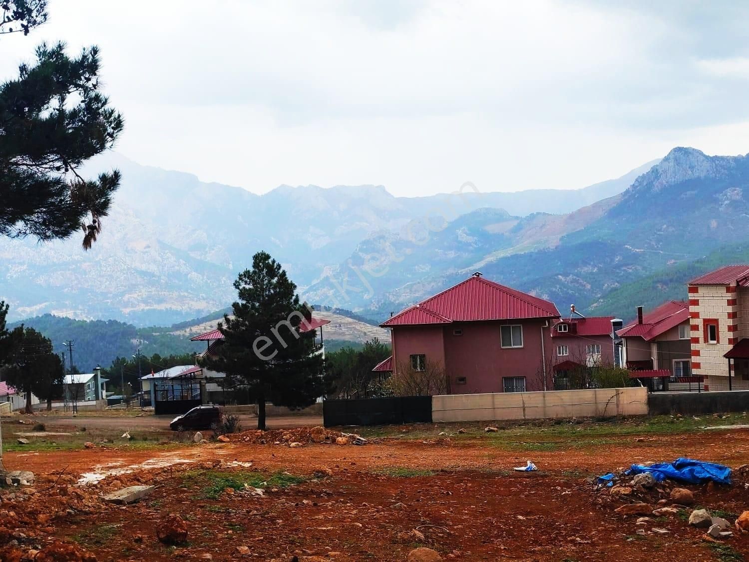 Pozantı Kar Emlaktan Yeni Konacık Yaylasında Efes Sitesi Altında 400 M2 Arsa - Görsel 7