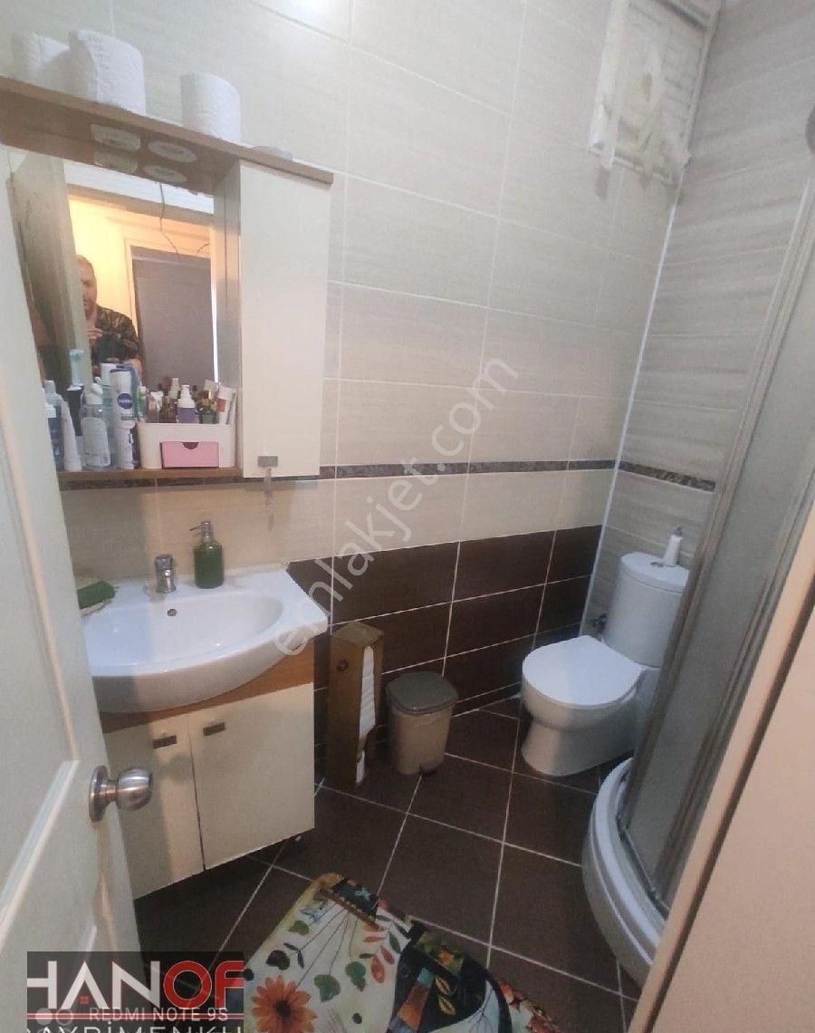 Beylikdüzü Cumhuriyetde 3+1 Site İcin De 7 Kat 135m2 Satilik Daire
