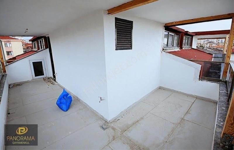 Panorama'dan Çarşıda Kullanışlı Dubleks Daire