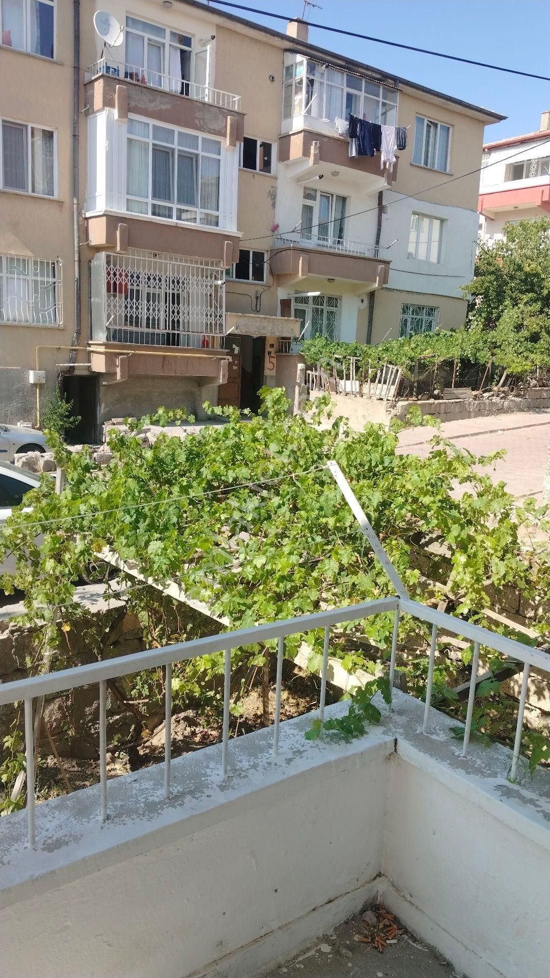 Satılık Erkilet Osmangazi De Kombili Yatırımlık Takasta Zemin Daire - Görsel 3