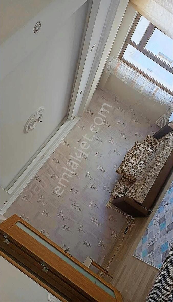 Göze Emlaktan Küçükçekmece Cumhuriyet Mh Kiralık 2+1 Daire