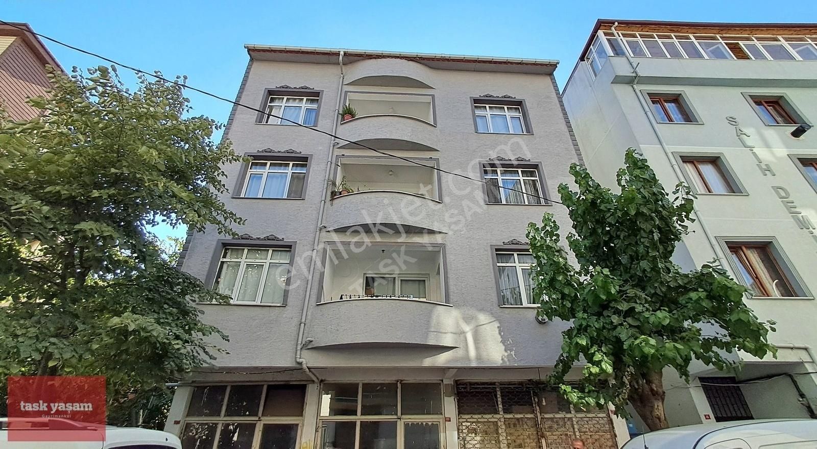 Tuzla Şifa Mah'de Merkezi Konum Arsa Tapulu 2+1 Satılık Daire