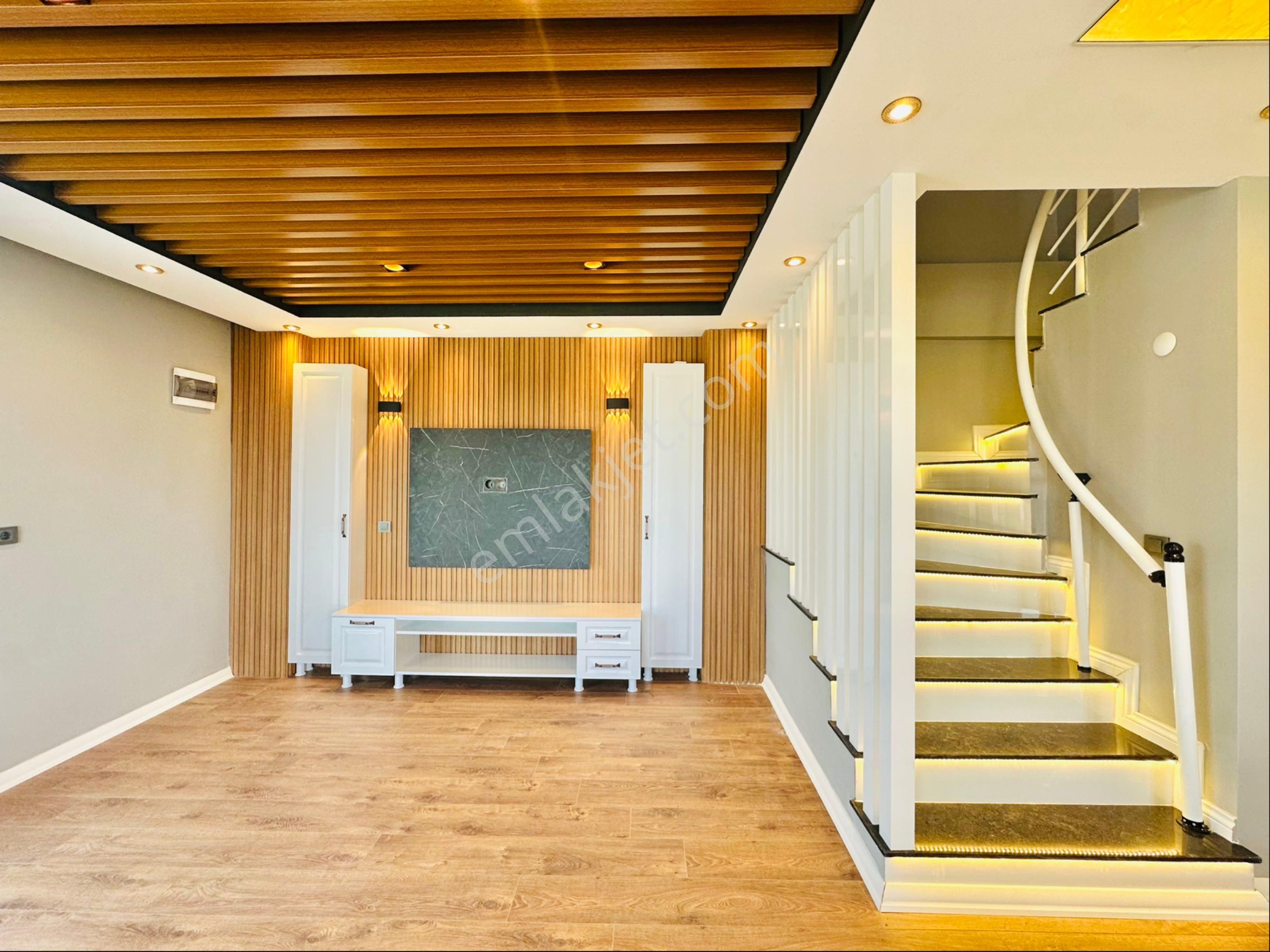 Demireller Emsali Olmayan Beyaz Şato Müstakil Bahceli Villa - Görsel 14