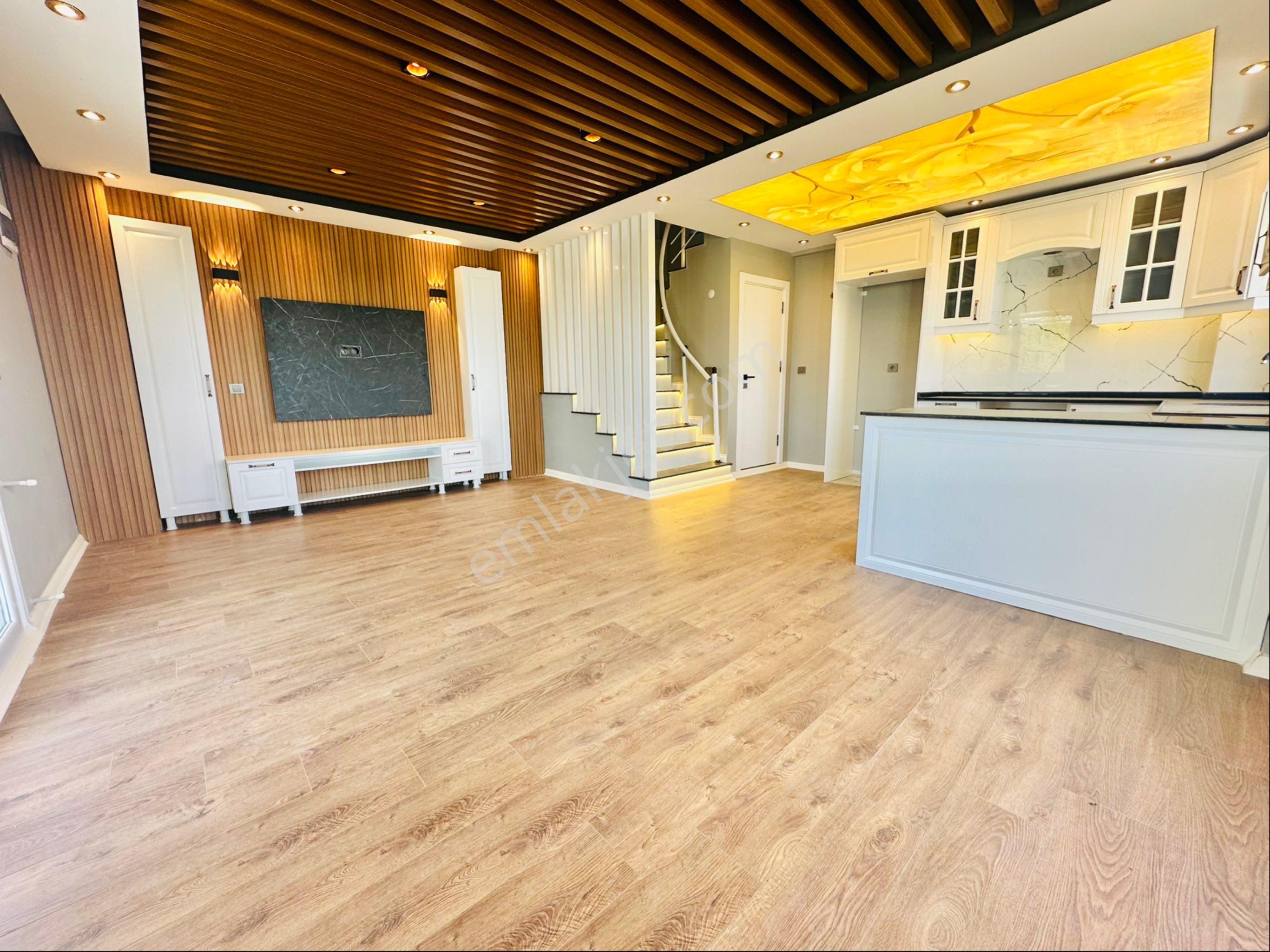 Demireller Emsali Olmayan Beyaz Şato Müstakil Bahceli Villa - Görsel 13