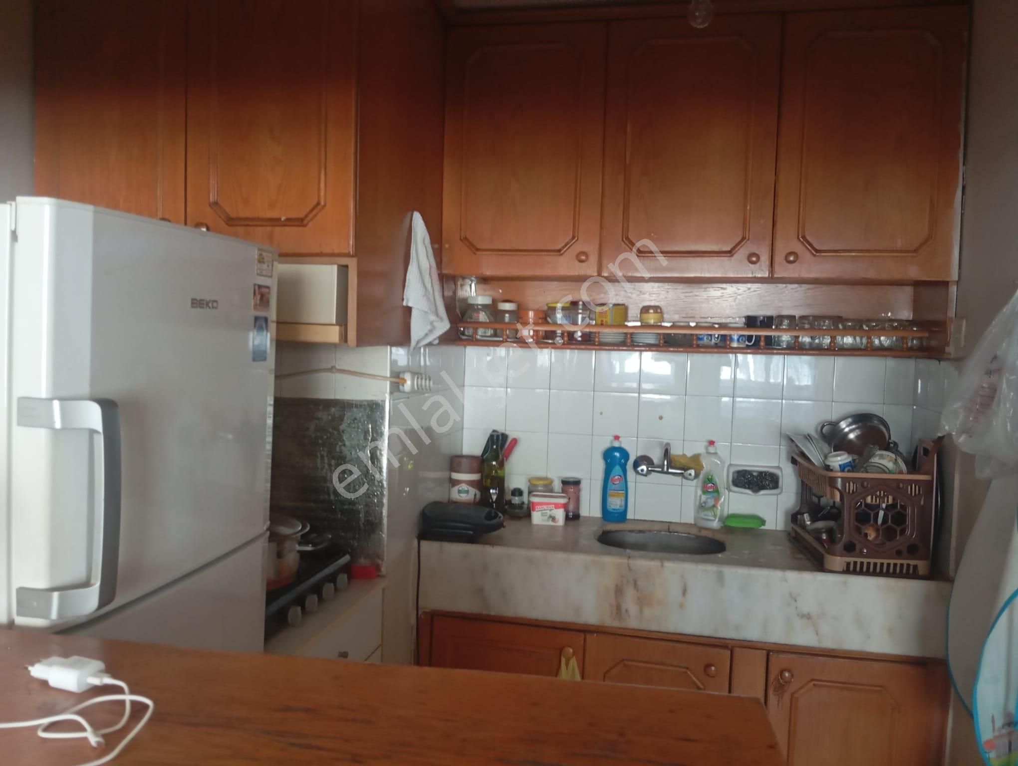 Setbaşında Yeşil Caddesi Üzerinde 1+1 4,kat Kat Mülkiyetli Daire