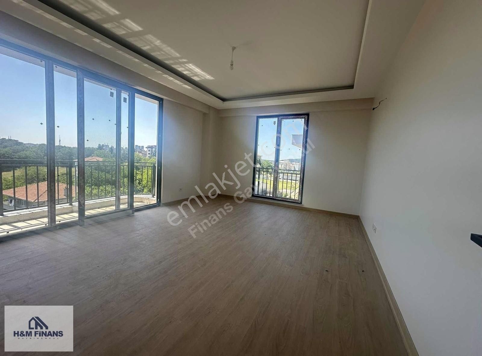 Ümraniye Aşağıdudullu Huzur Metro Yanında Satılık 2+1 Daire