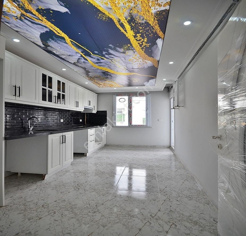 Esenyurt Merkezde 2+1 Acil Satılık Daire