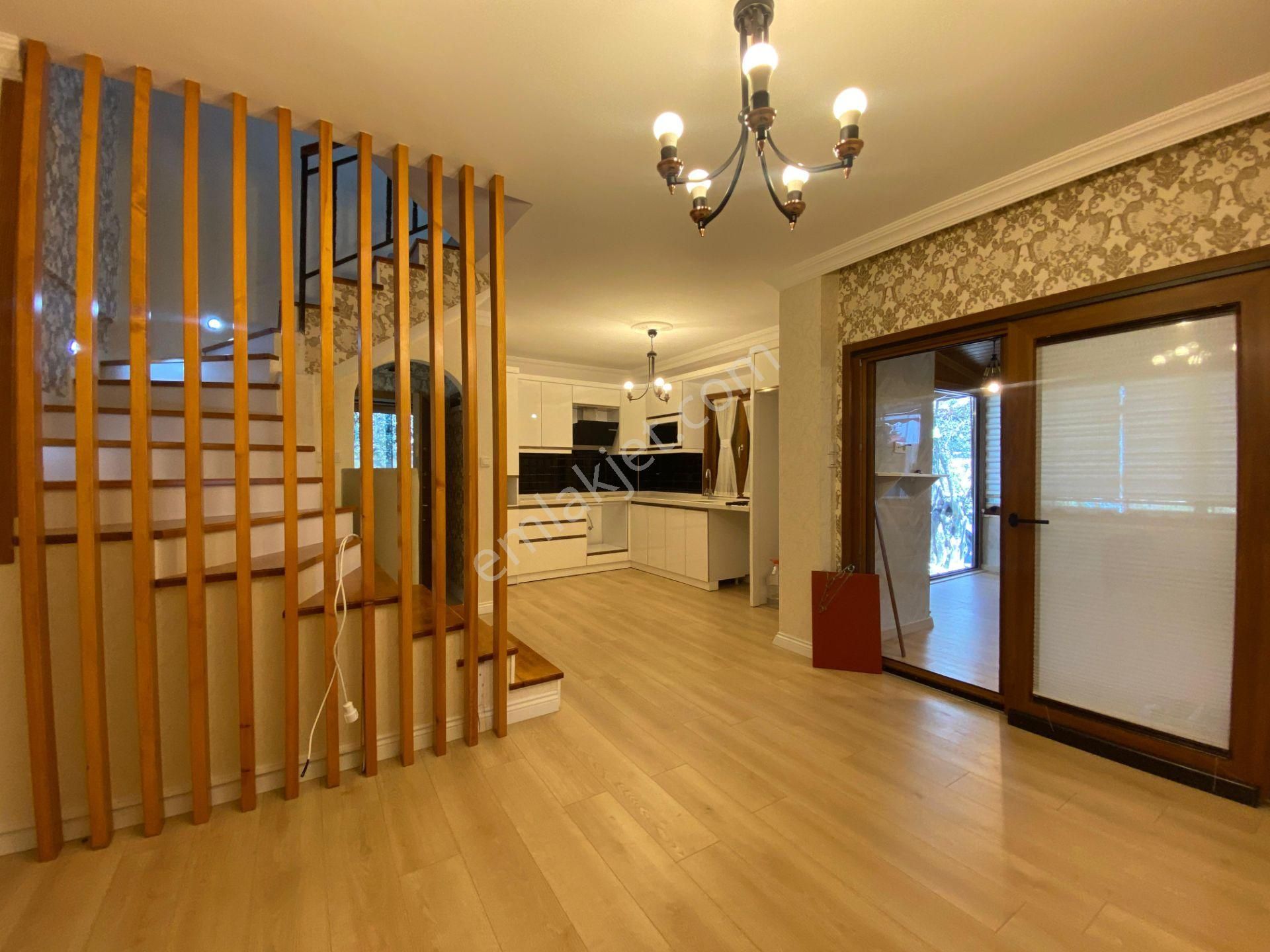 Tek Yetkili Güre De Site İçinde Ortak Havuzlu Satılık 4+1 Villa - Görsel 15
