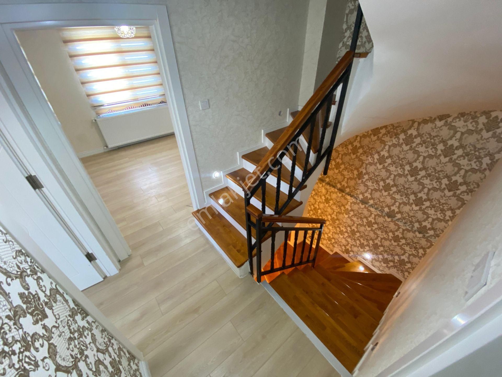 Tek Yetkili Güre De Site İçinde Ortak Havuzlu Satılık 4+1 Villa - Görsel 12