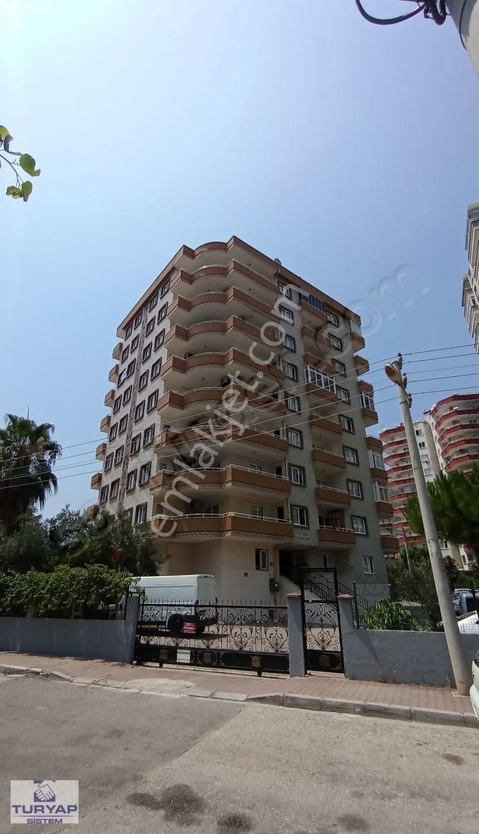 Hürriyet 'te, Geniş Balkonlu, Ebeveyn Banyolu, 4+1 Satılık