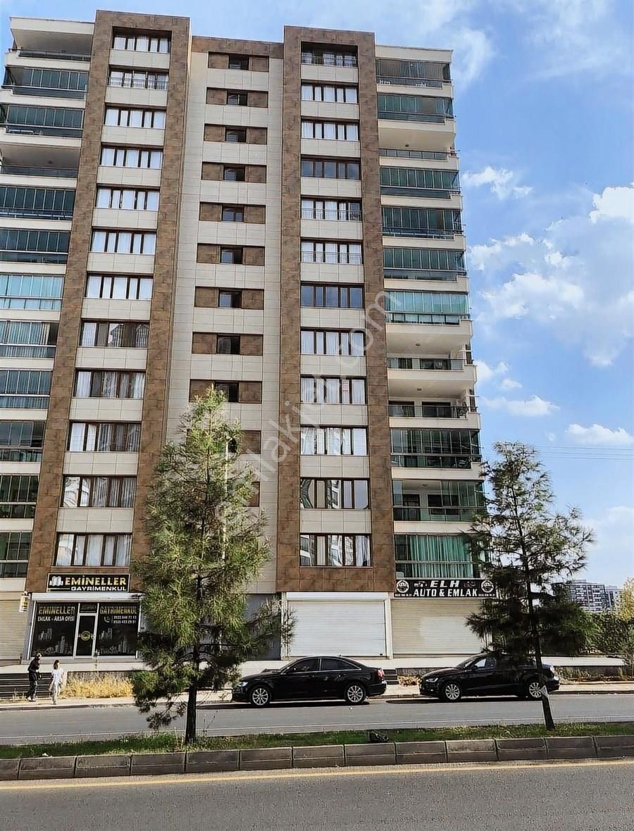 Yaşam Park Sitesi Satılık 4+1 Lüks Daire