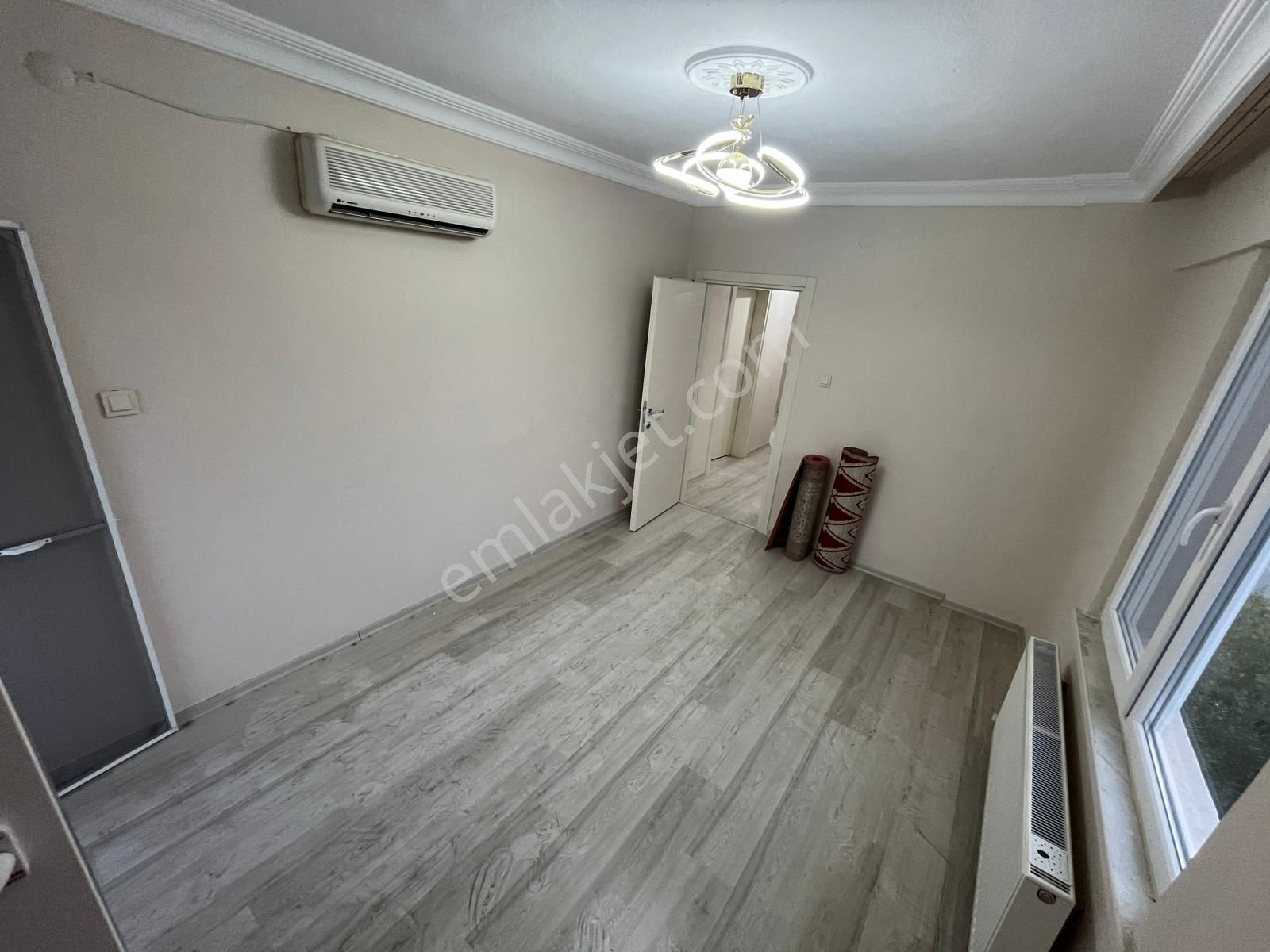 Akçay Köşemden Denize Yürüme Mesafesinde Daire - Görsel 2