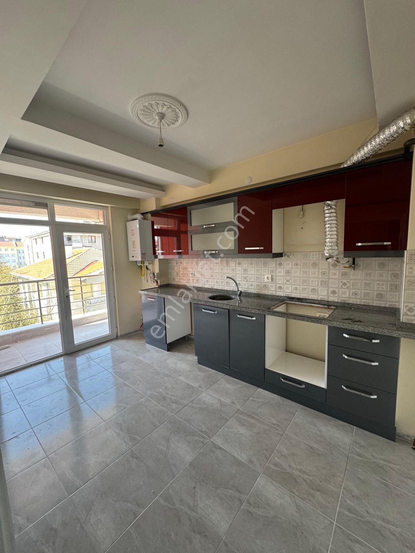 71 Evler Mh. 3+1 130m2 Asansörlü Bahçeli Satılık Daireler