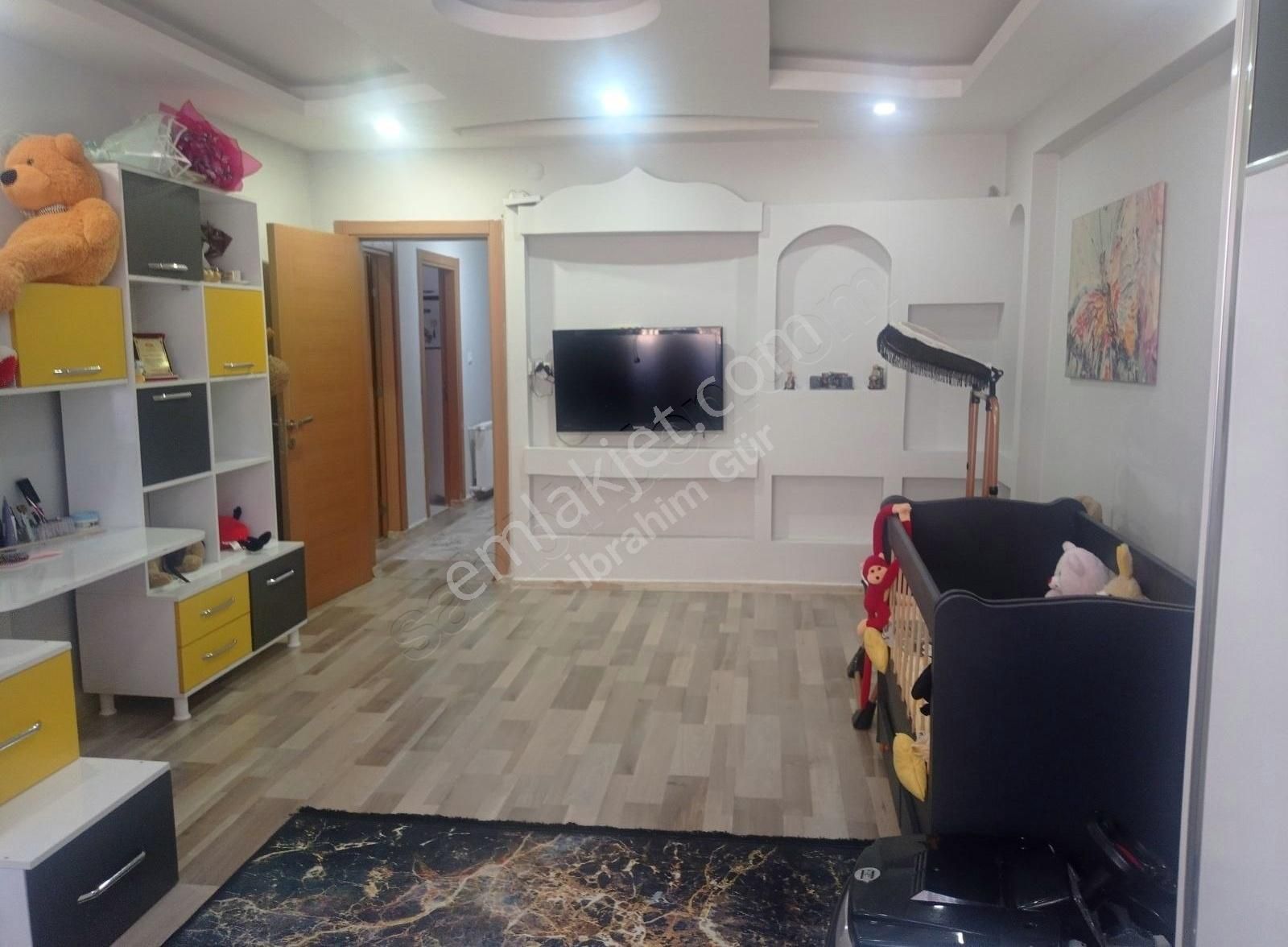 Satılık Yüksek Giriş Kat