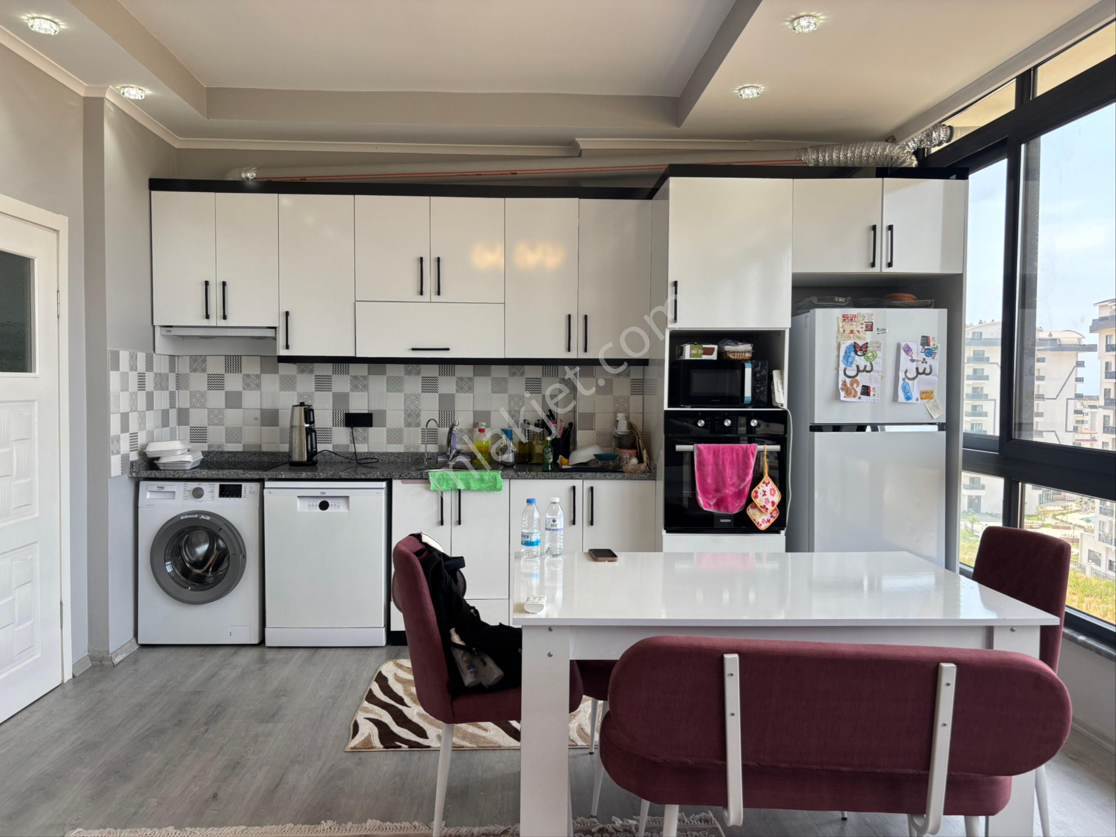 Alanya Payallarda 2+1 Amerikan Mutfak Dubleks Eşyalı Satılık Daire