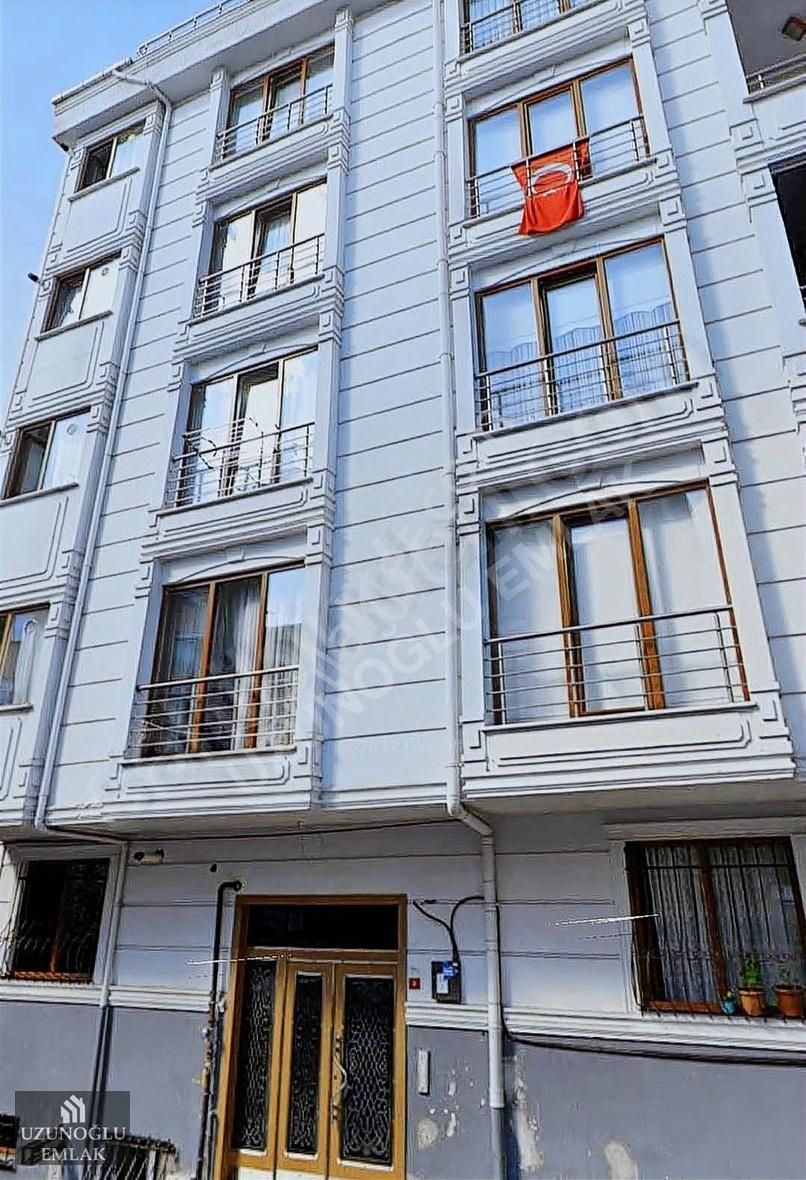 Uzunoğlu Emlak Tan Güngören Merkez Mah.1+1 Y .bodrum Bahçeli