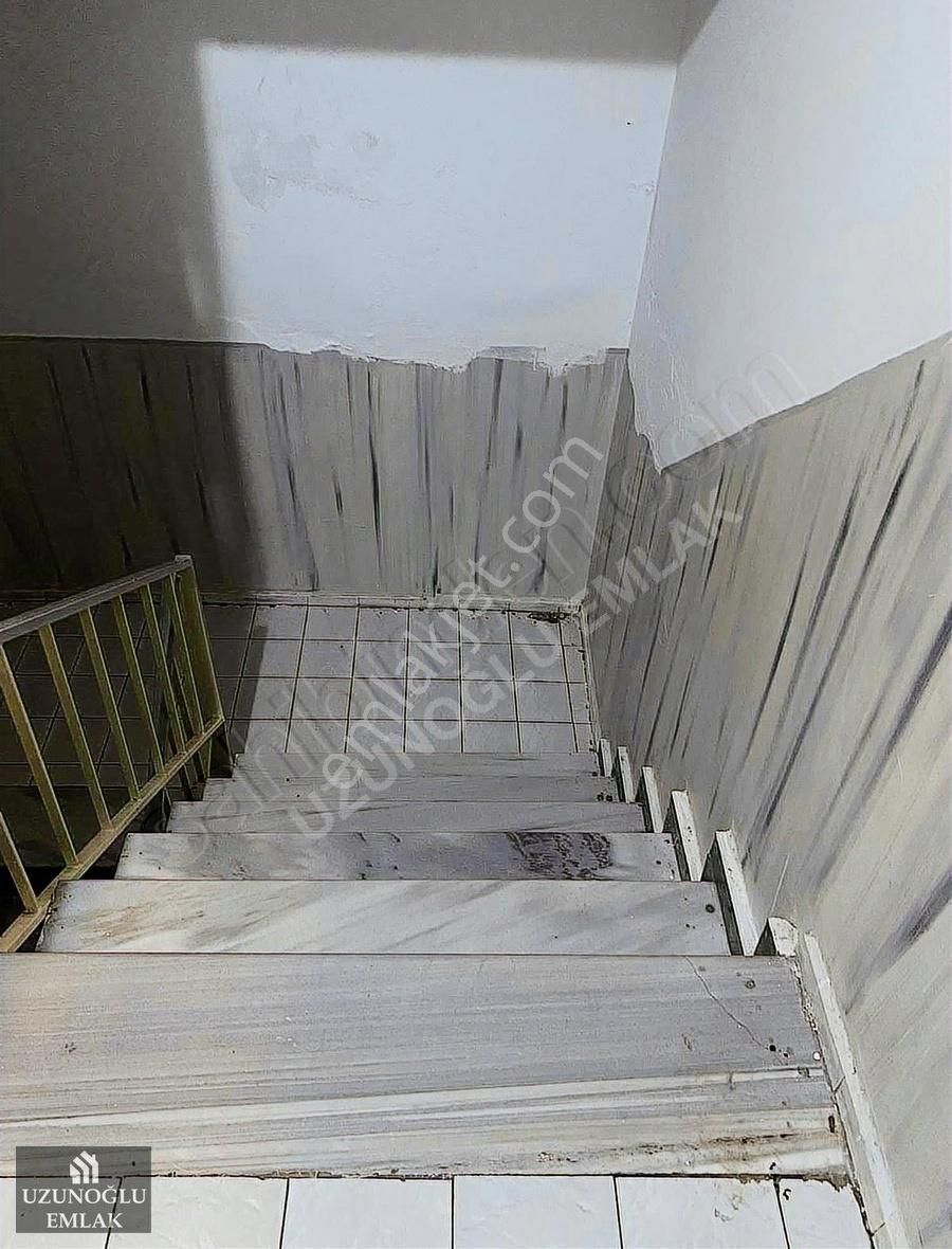 Uzunoğlu Emlak Tan 3+1 Son Kat D.gaz Sobalı Kiralık Daire