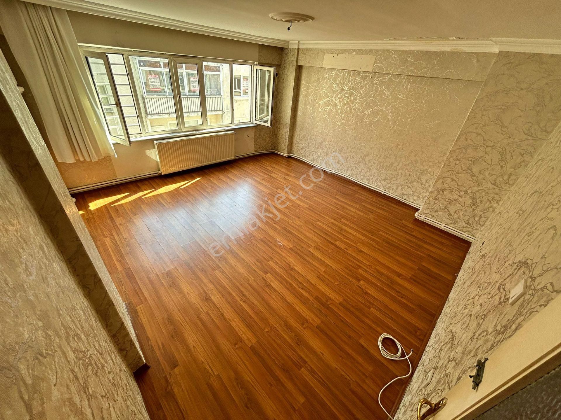 Bursa Metroya Yakın Geniş 2+1 İçi Yapılı Ferah Kiralık Daire