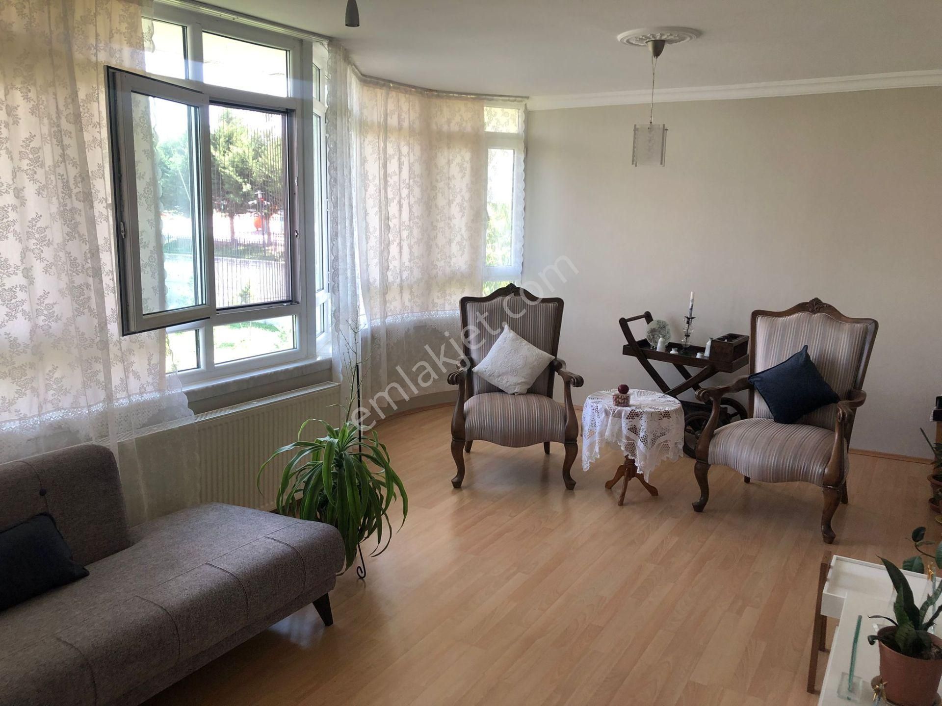 Rıza Acar'dan Turgut Özal Mahallesi Ömür Sitesinde Triplex - Görsel 3