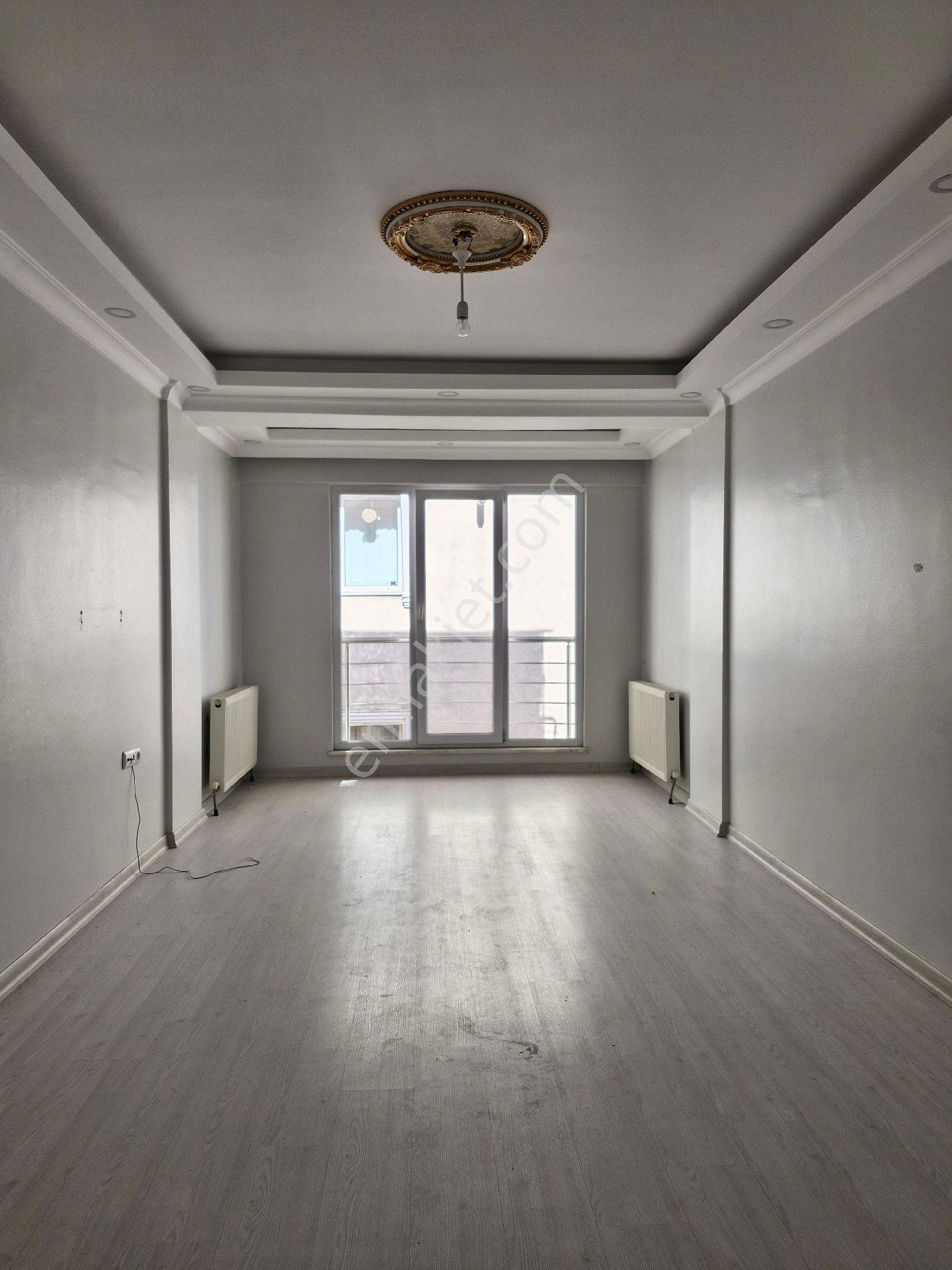 Küçükçekmece Cumhuriyet Mah. Macera Parkı Mevkii Satılık 4+2 180 M2 Dubleks - Görsel 8
