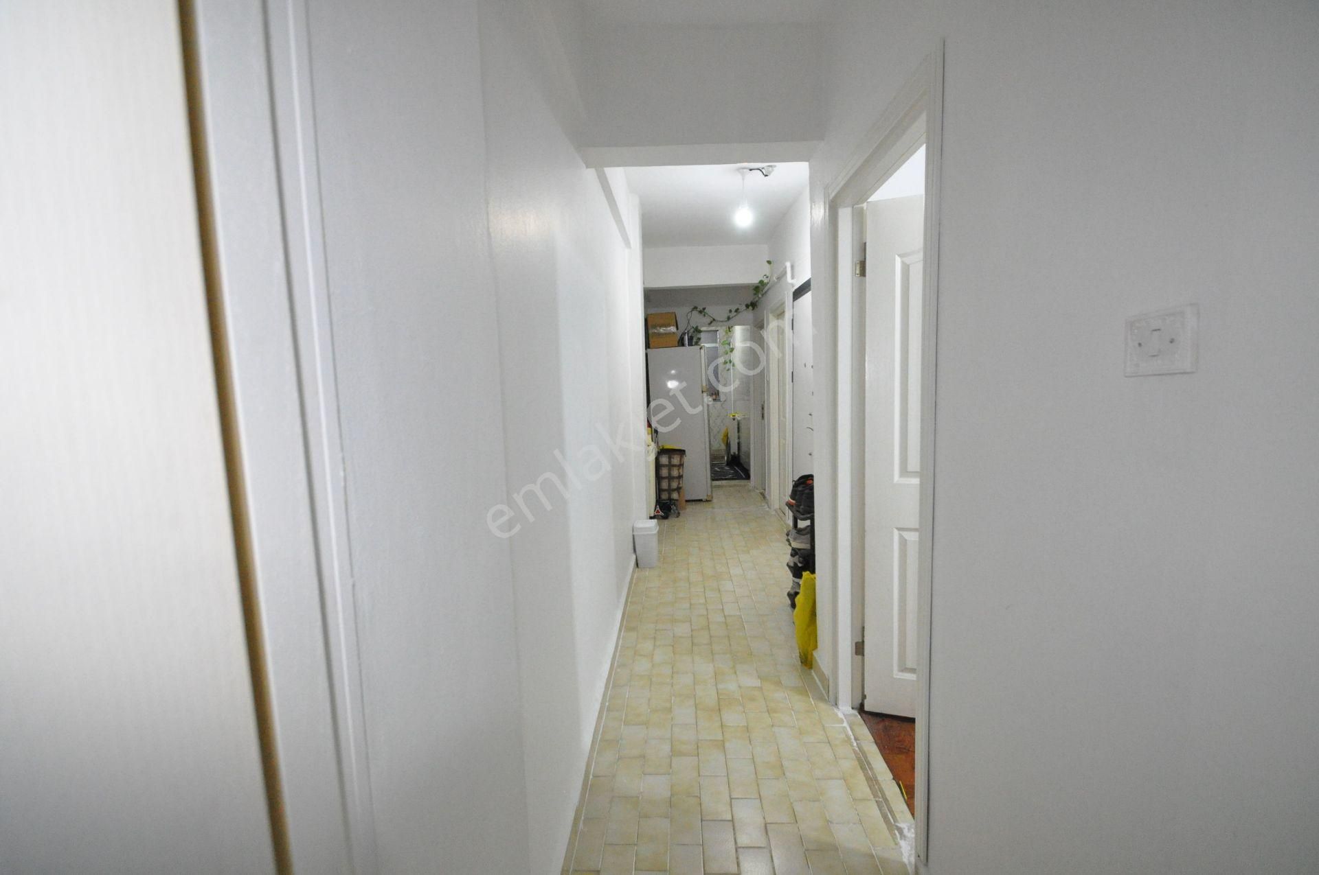 Bayrampaşa Kartaltepe Kaçmazdan Satılık 72m2 Arakat Balkonlu Temiz Daire - Görsel 12