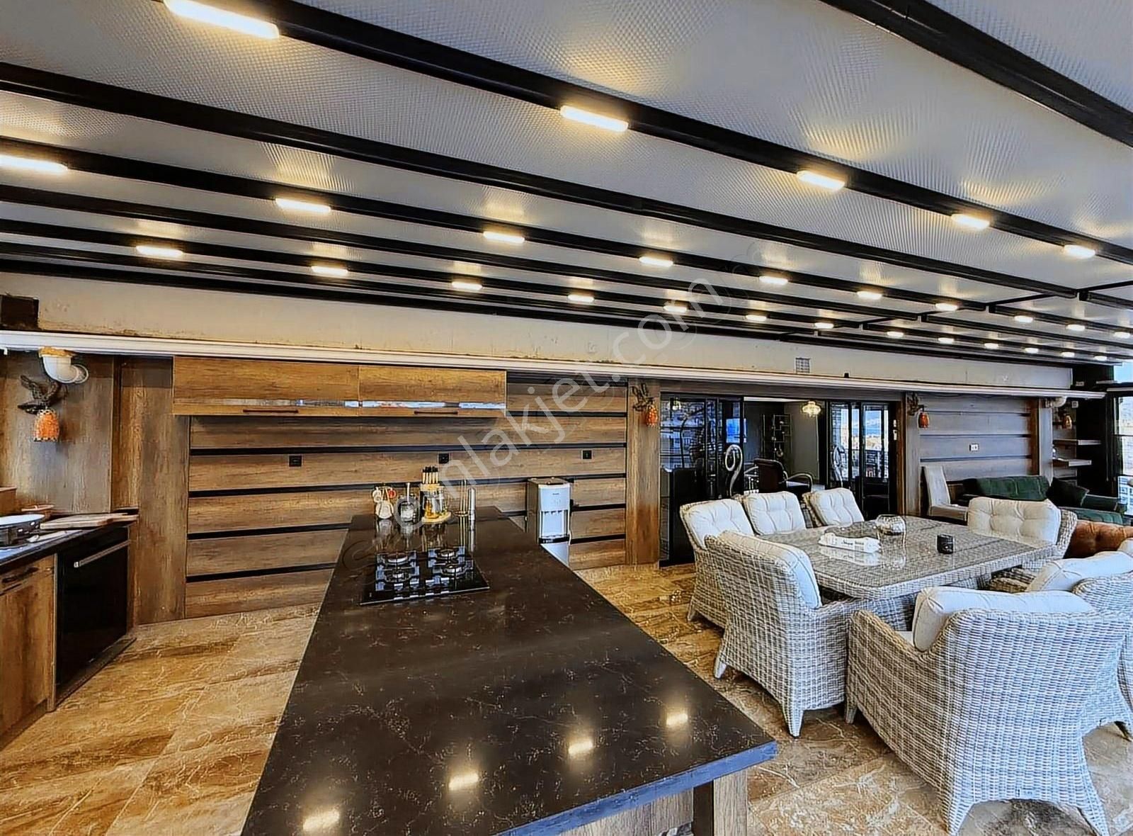 Mudanya Halitpaşada Deniz Manzaralı Sea Marin Sitesi Lüks 5 + 2 - Görsel 21