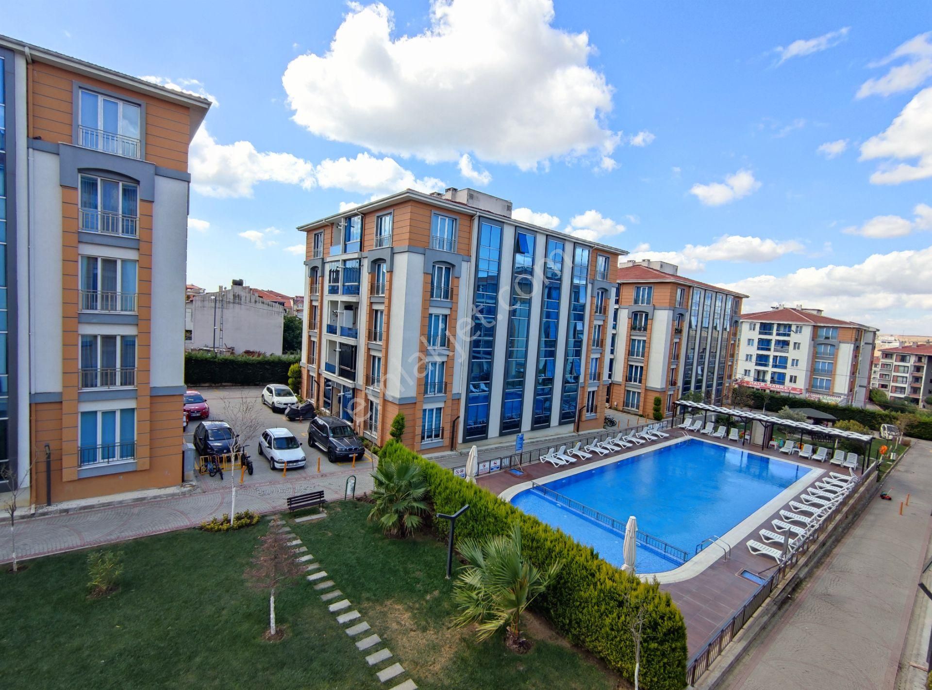 Silivri Mimar Sinan Rose Garden'da Ara Kat 2+1
