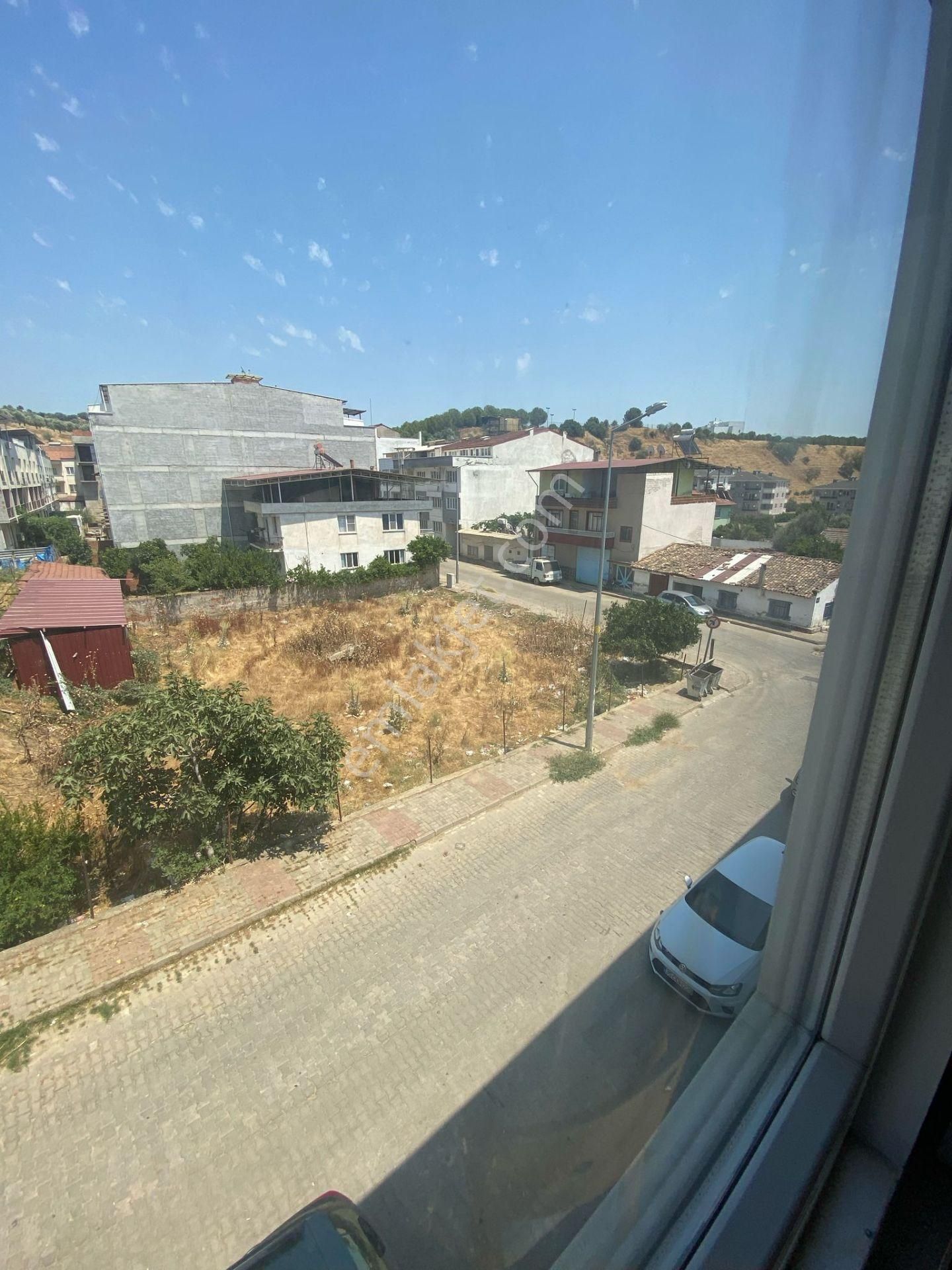 İsabeyli Kampüs Yolu Üzeri Eşyalı 1+1 Kiralık Daire