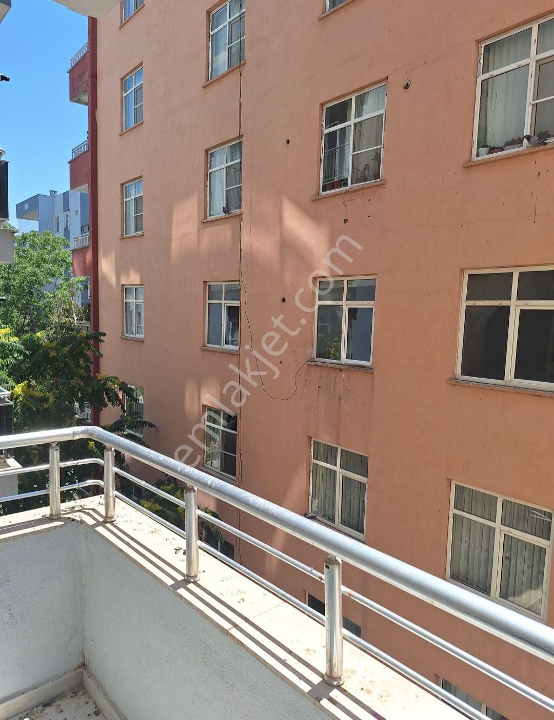 Değer Emlak'tan 13 Mart Mahallesinde 3+1 Daire Satılıktır. - Görsel 13