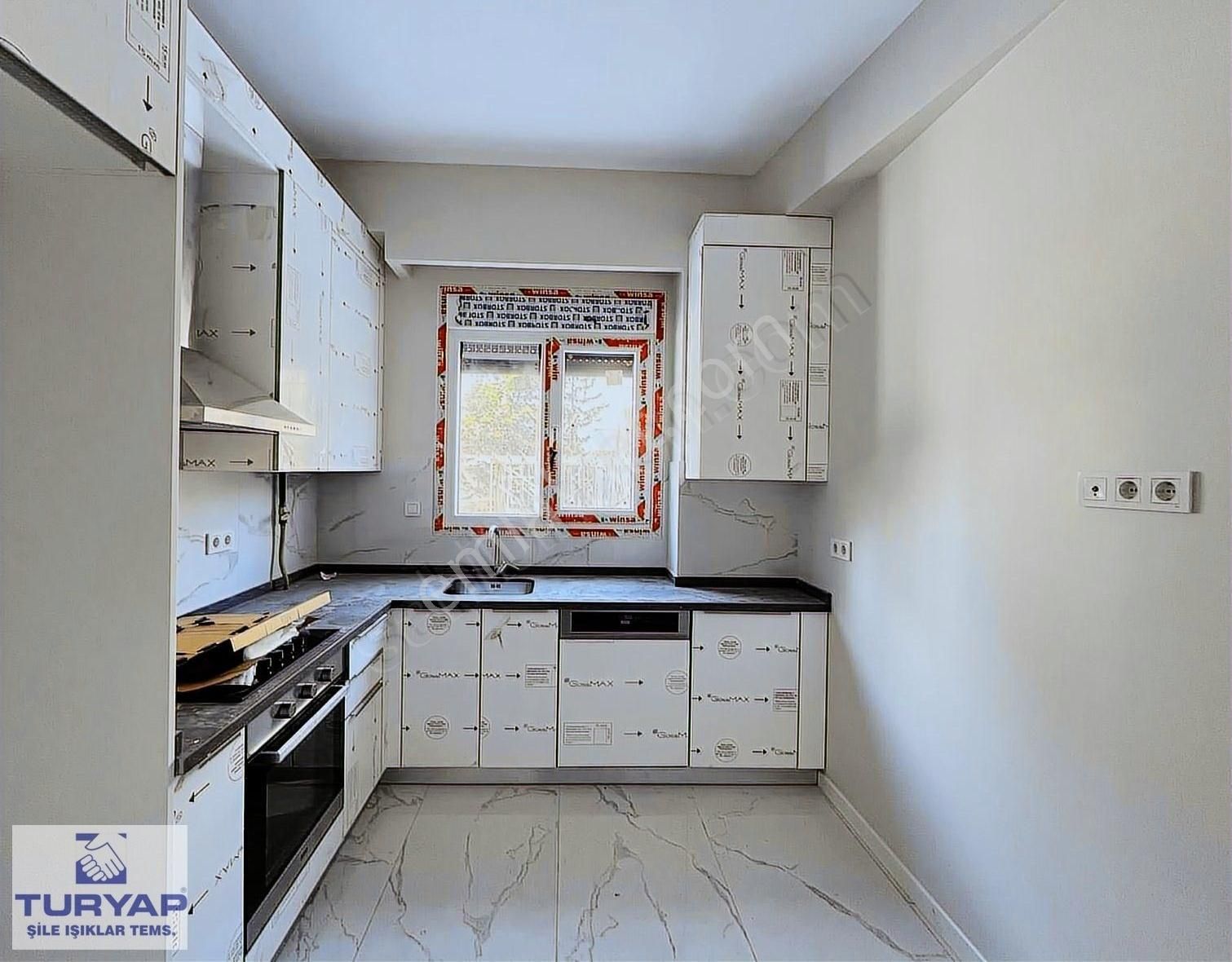 Kadıköy'de Sıfır Ebeveyn Banyolu 3+1 Daire - Görsel 2