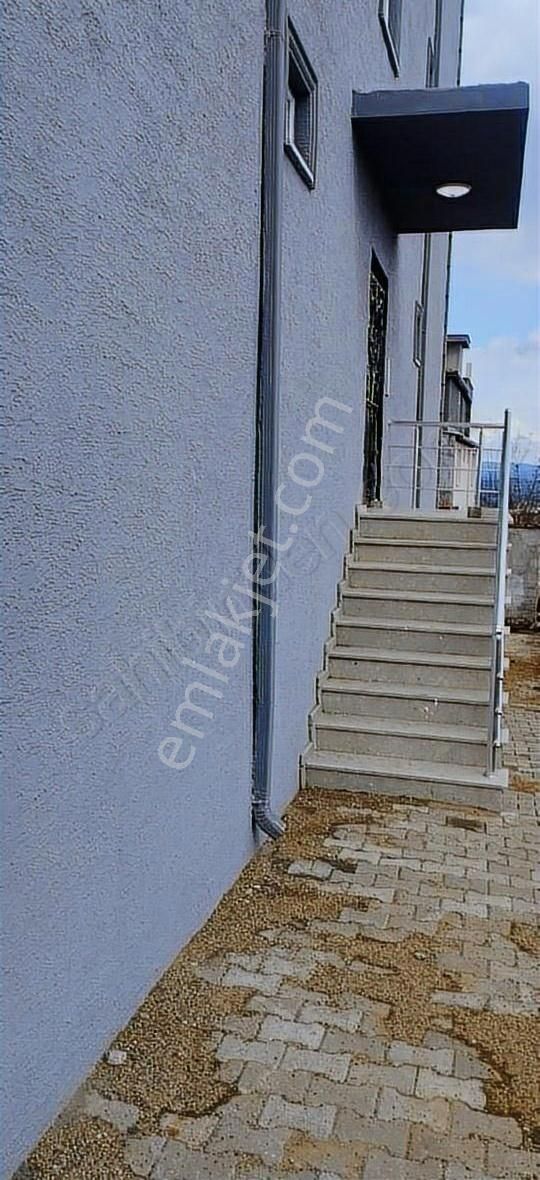 Uzay Emlaktan Ayvacık Hamdıbeyde 2+1 Yeni Daire