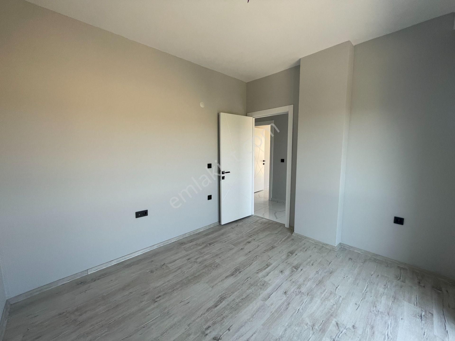 2 Bloklu Site İçerisinde Sıfır 4.5+1 Dubleks Daire - Görsel 18