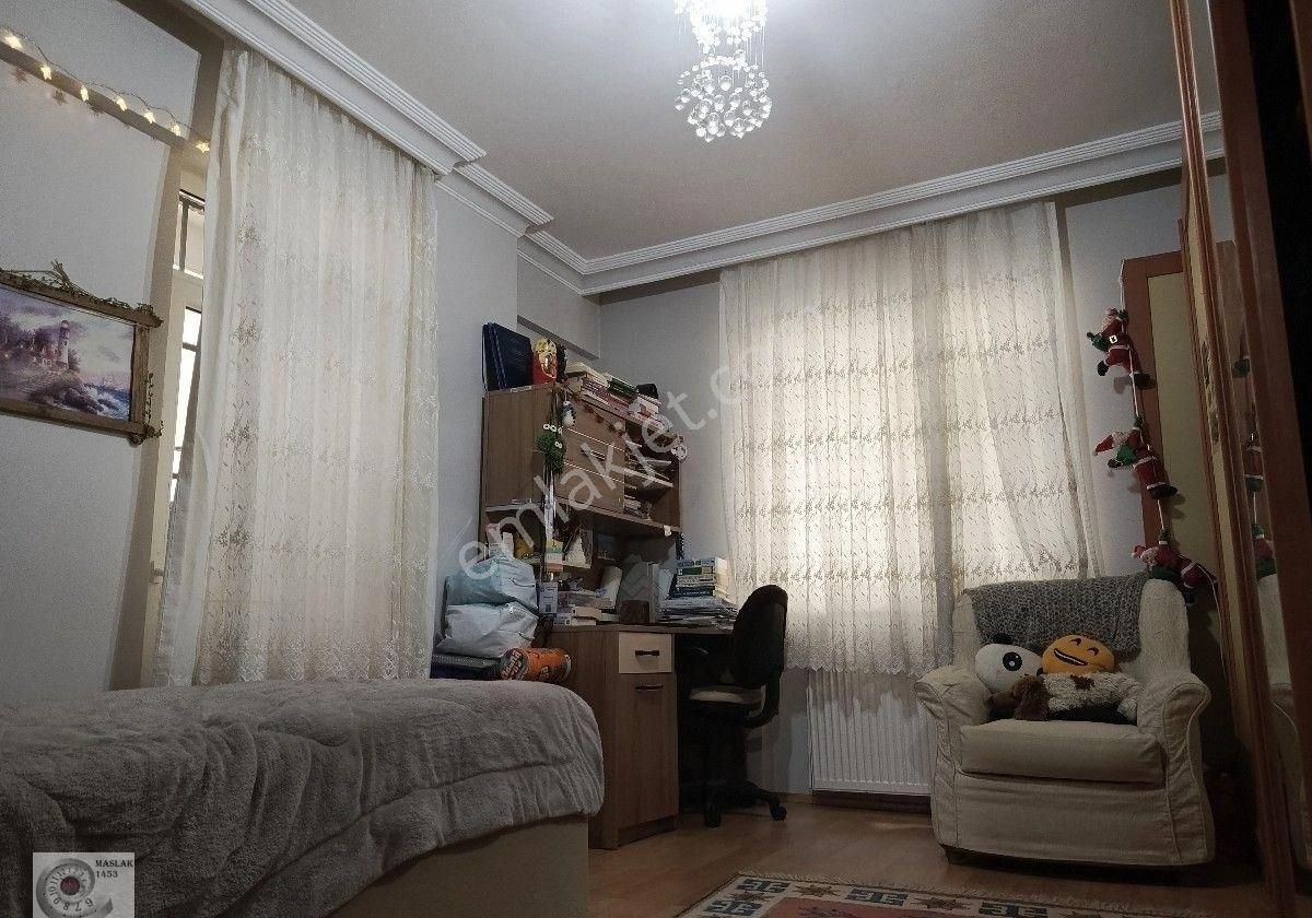 Bahçelievler Merkez 4+1 Satılık Daire