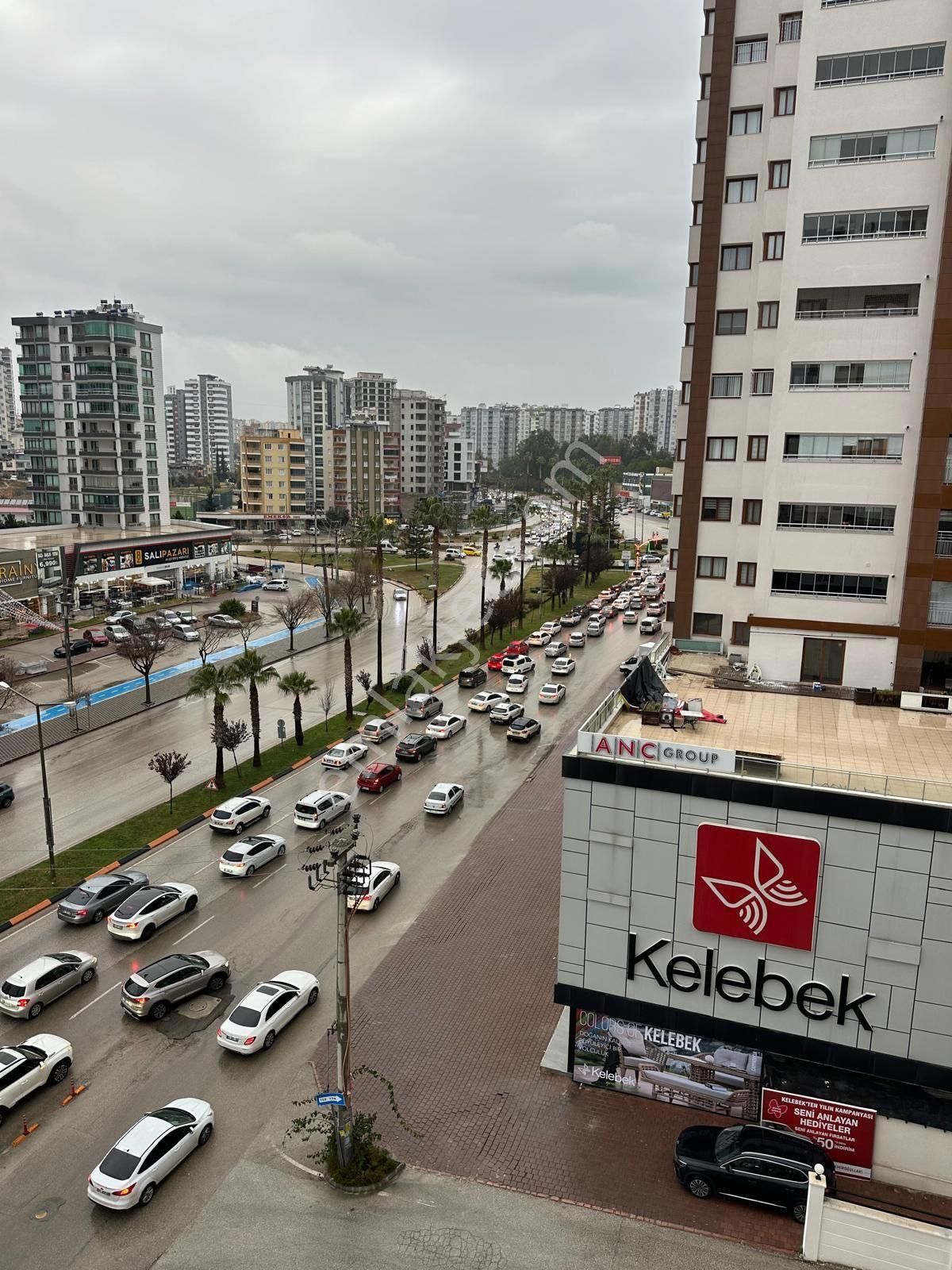 Öğretmenler Bulvarı Üstünde Lüks Sitede 2+1 Açık Mutfak Kiralık Daire