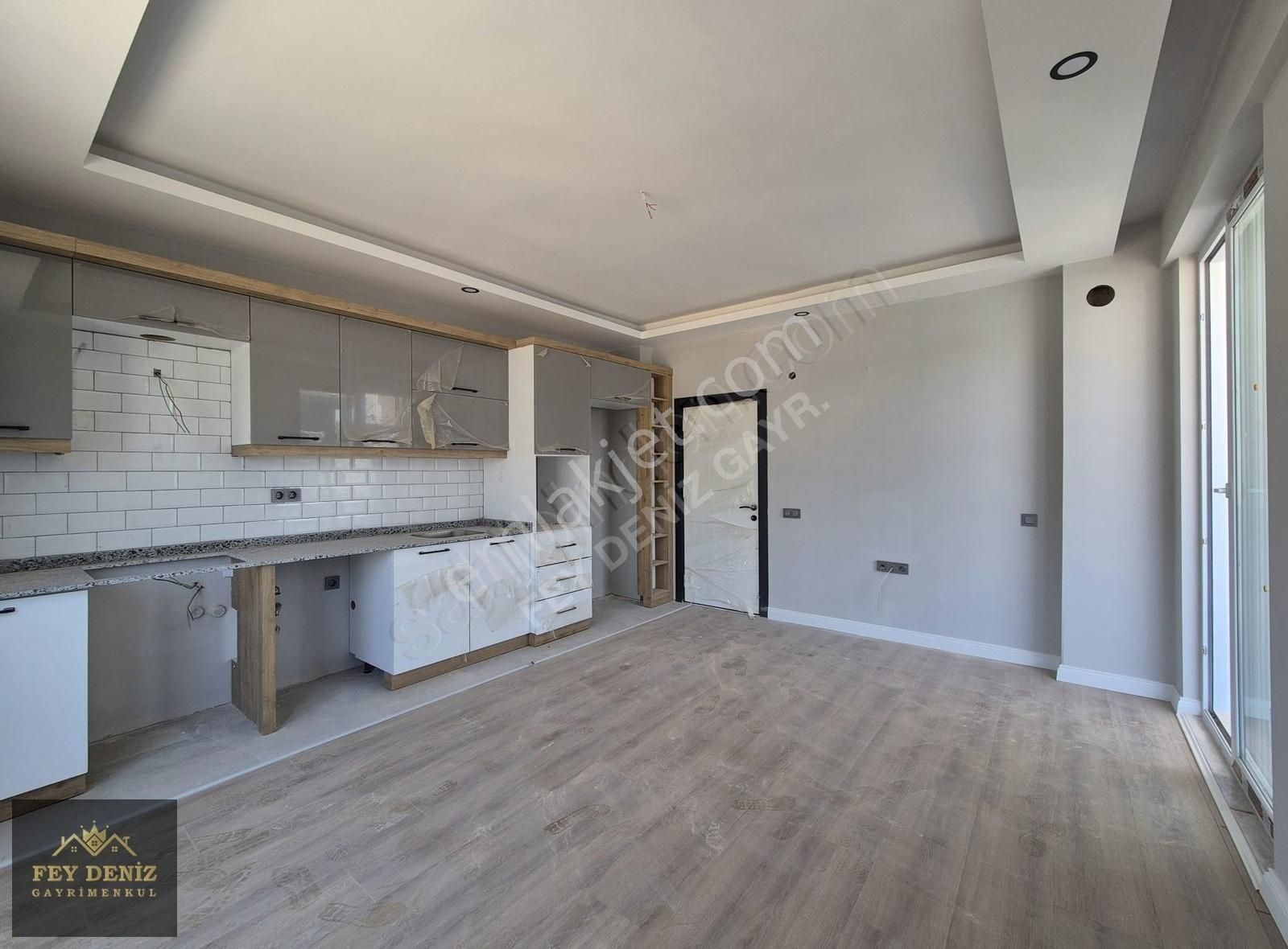 Göçerler'de Şehir Hastanesi 2 Km*havuzlu*site İçi*1+1 Daire