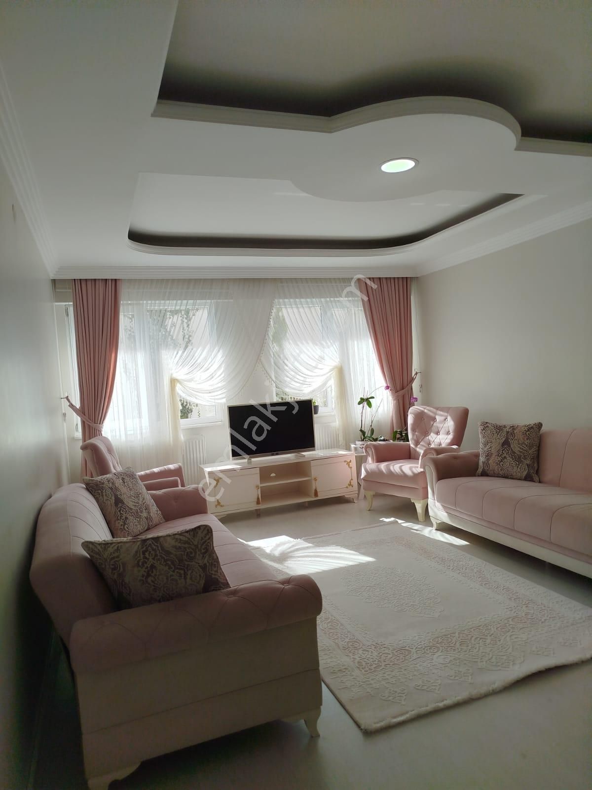 Şeker Park Sitesinde Satılık 2+0 Daire