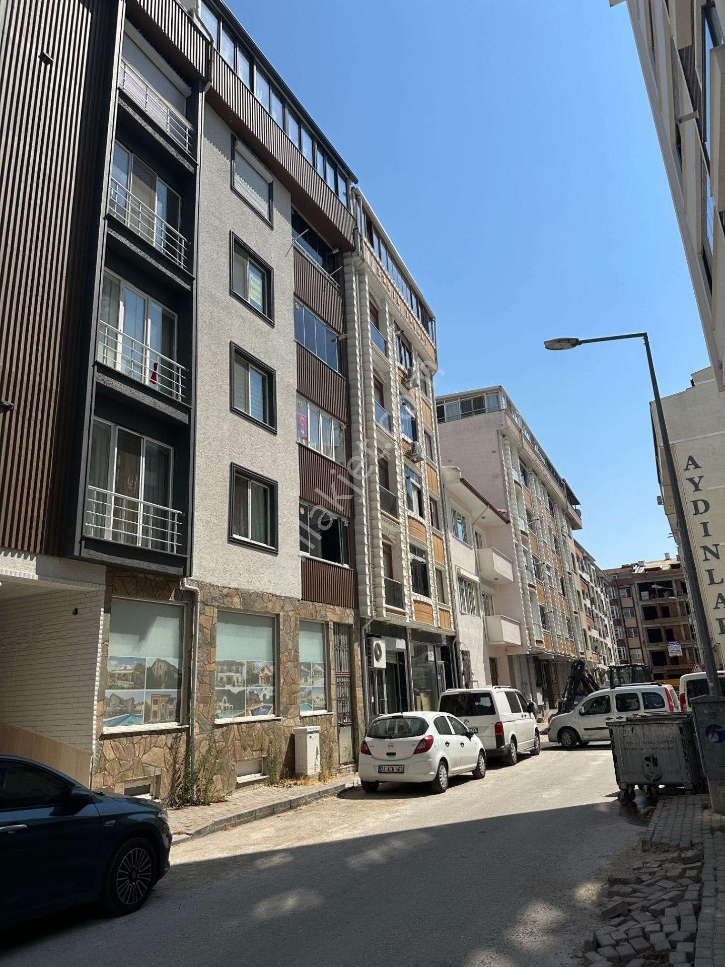 Karakaş Mah Fırsat Satılık 2+1 Yüksek Giriş Yatırıma Uygun Daire