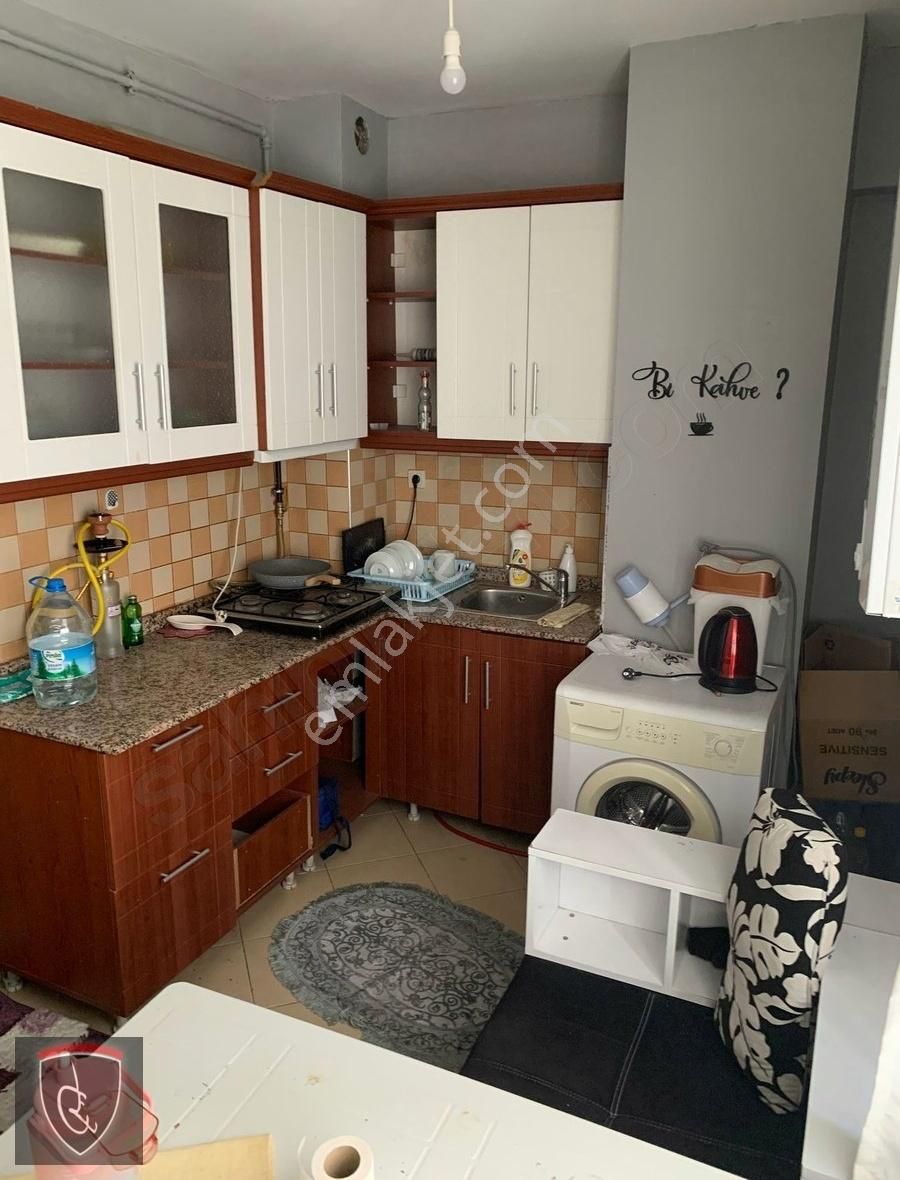 Reşadiye Cami Yakını Eşyalı Abonelikleri Açık Daire