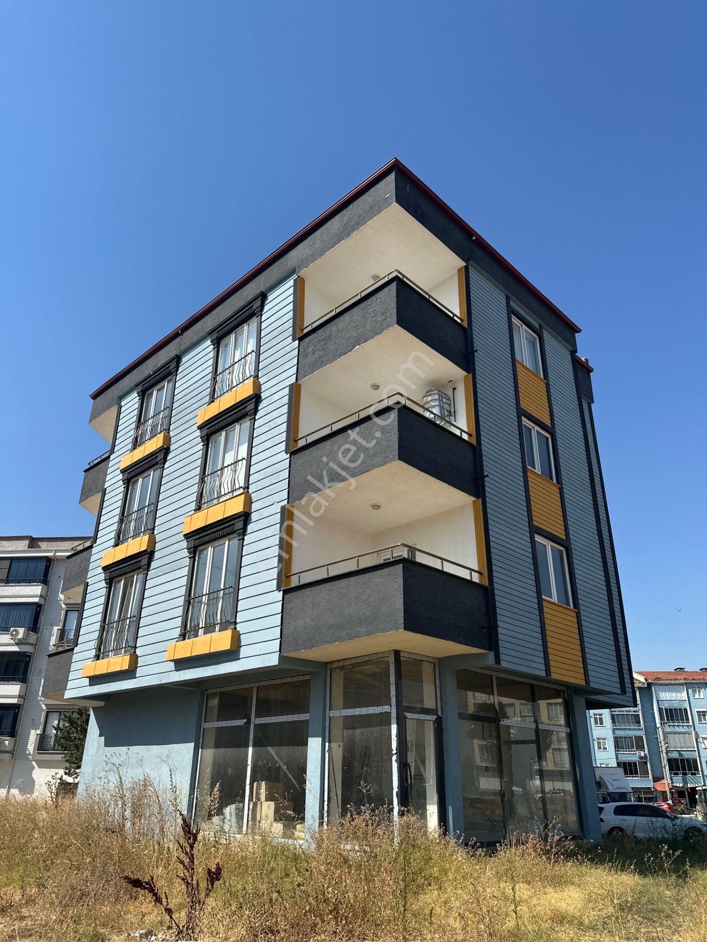 Edirne Uzunköprü Cumhuriyet 2+0 Ayrı Mutfak Ebeveyn Banyo Daire