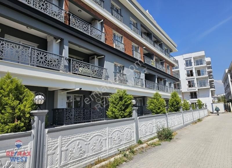 Remax West Ten Menemen Seyrek Te Satılık 1+1 Daire