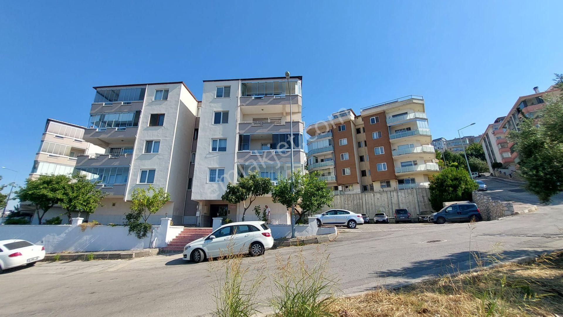 Güzelyalı Yeni Mh Deniz Manzaralı Satılık 3+1 Geniş Daire