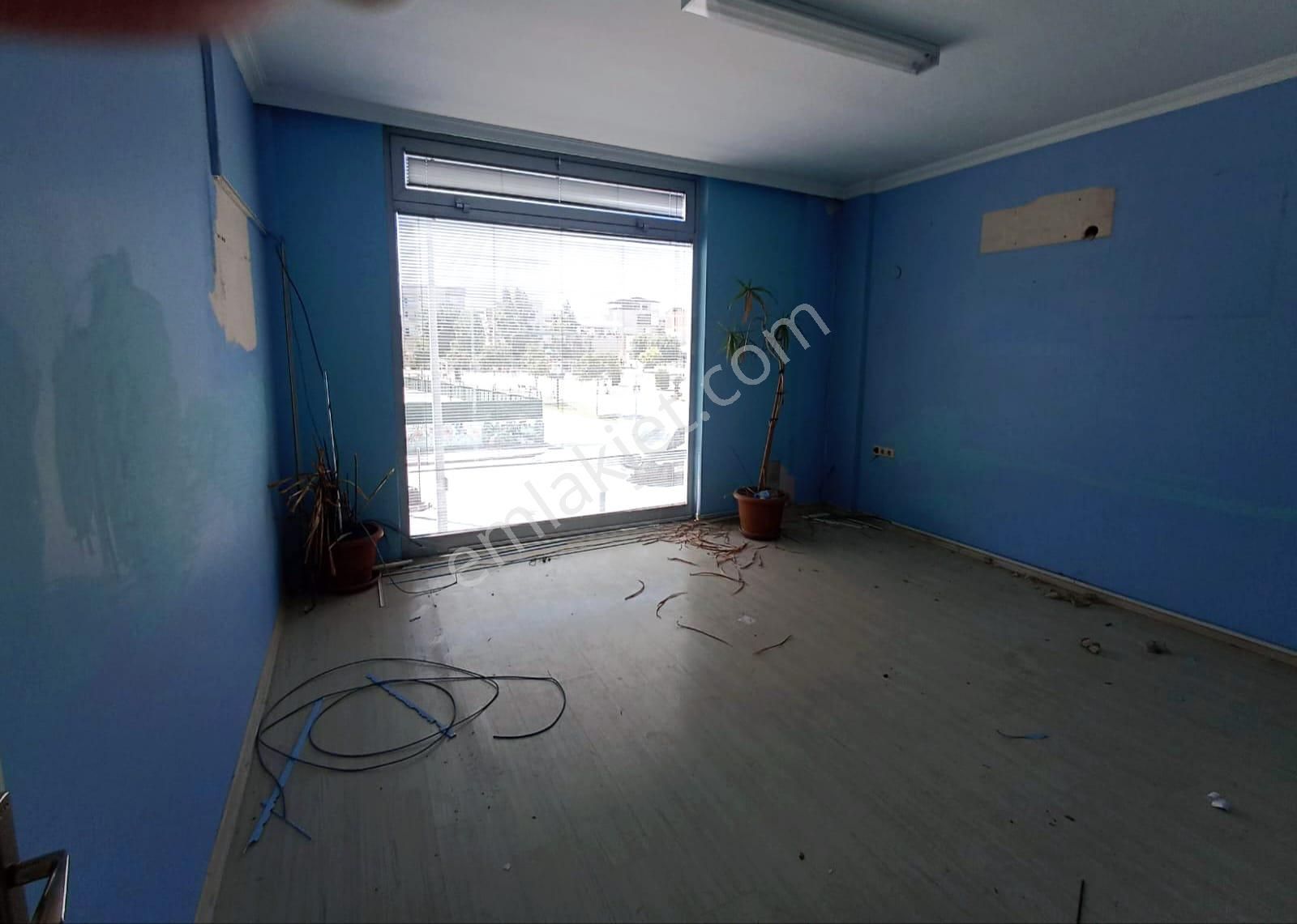 Osmangazi Sırameşeler Mah. 2 Katlı Kiralık Depo