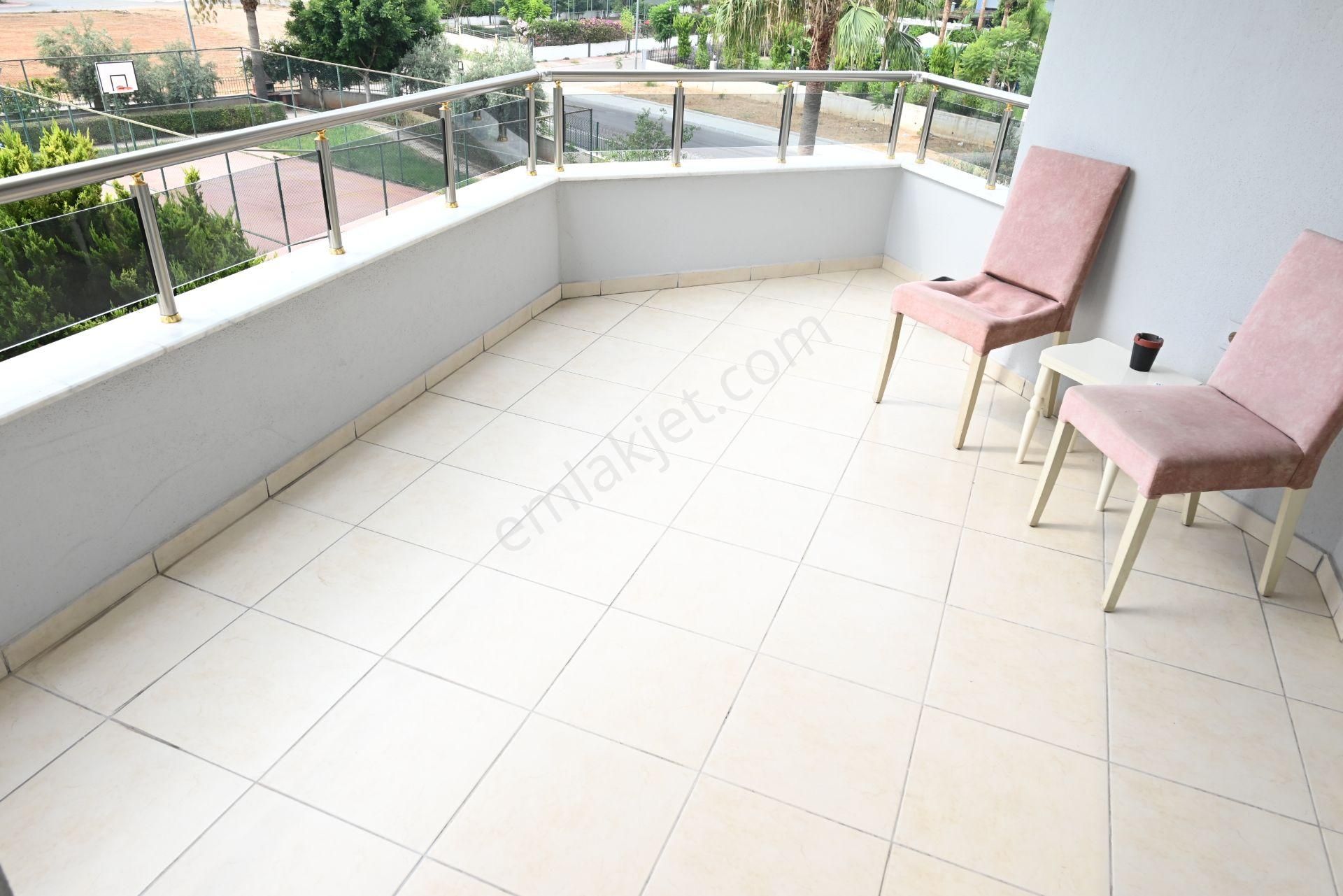 Üstünkent Emlak'tan Site İçi 3+1 D.gazlı Havuzlu Kiralık Daire - Görsel 33