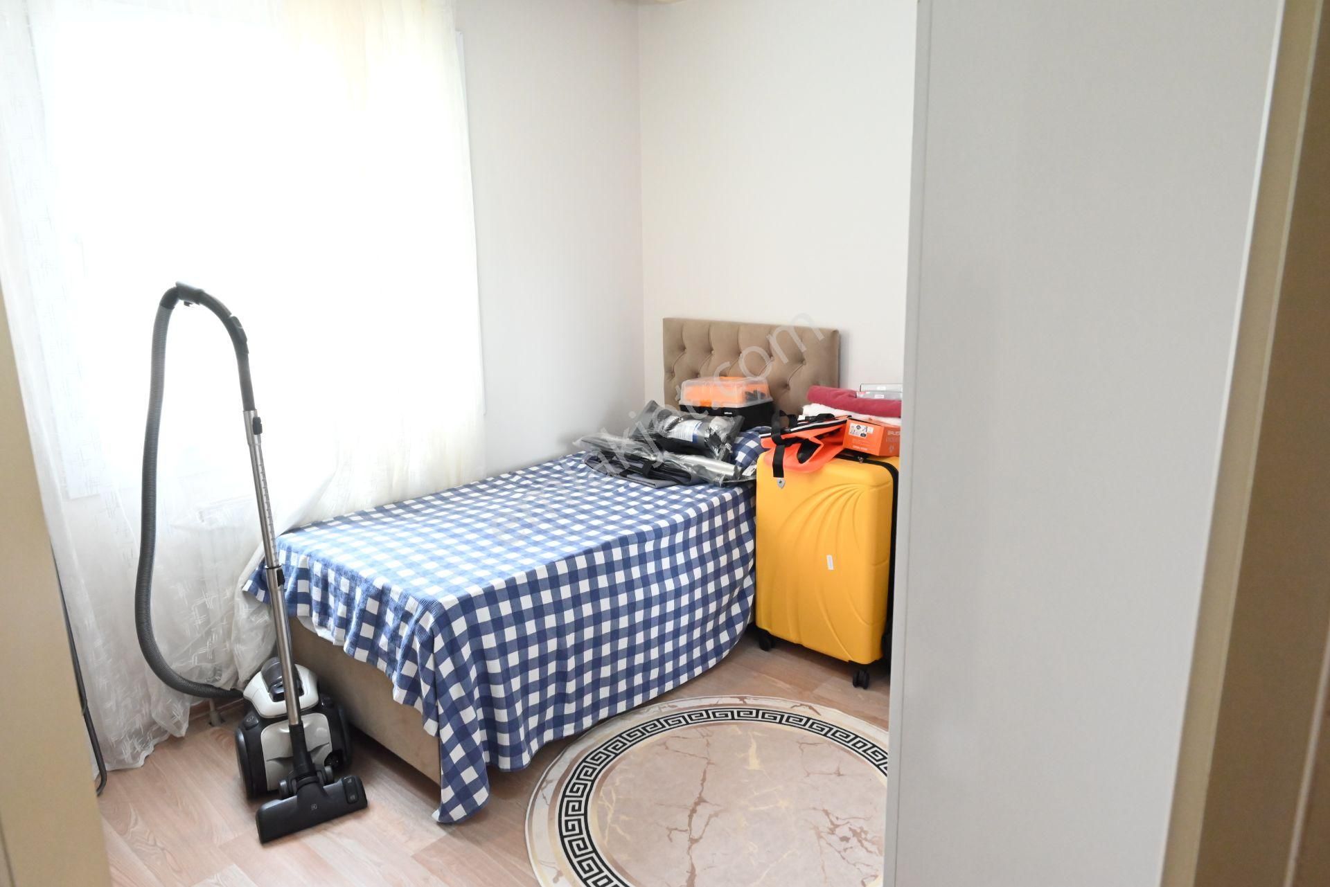 Üstünkent Emlak'tan Site İçi 3+1 D.gazlı Havuzlu Kiralık Daire - Görsel 13