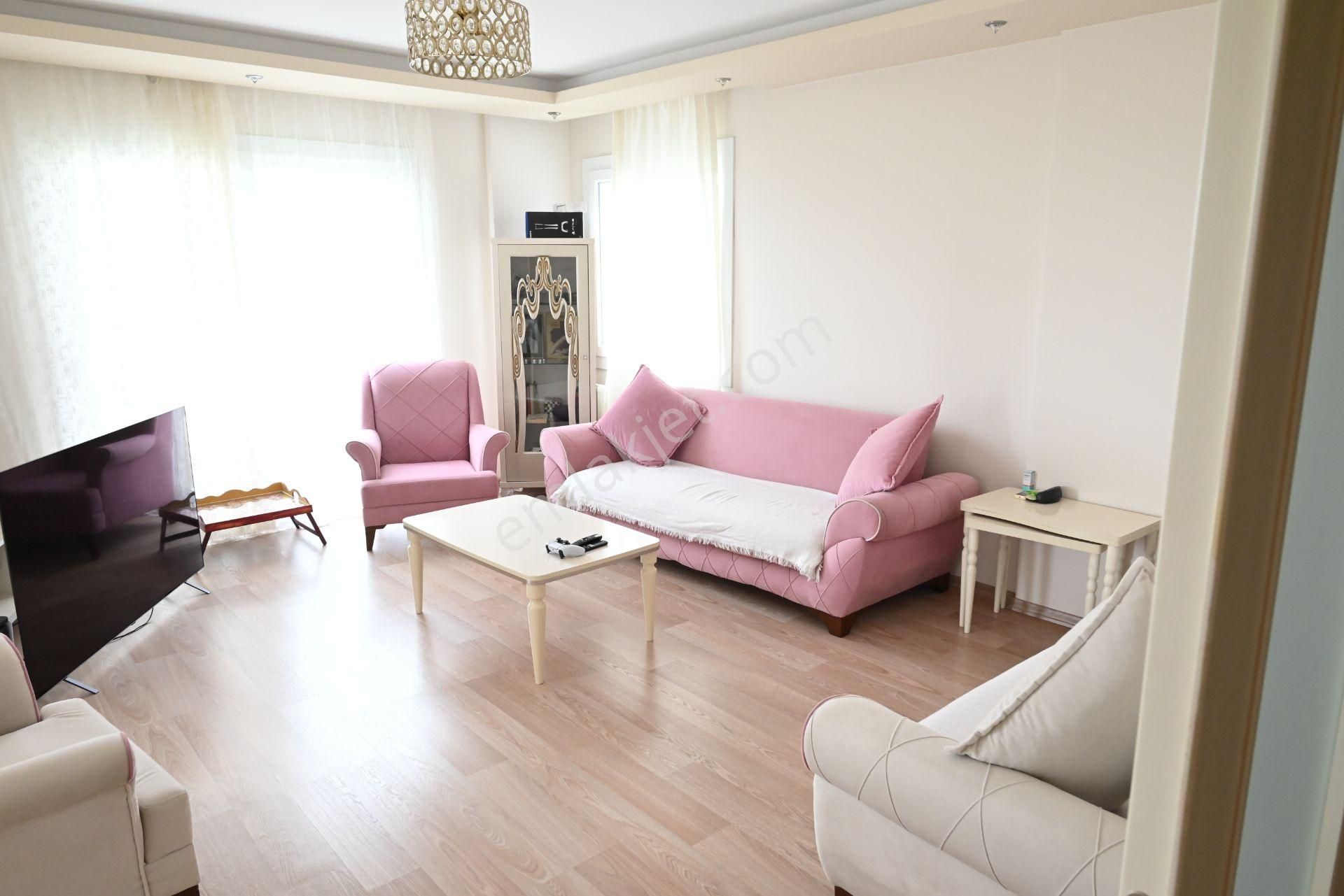 Üstünkent Emlak'tan Site İçi 3+1 D.gazlı Havuzlu Kiralık Daire - Görsel 7