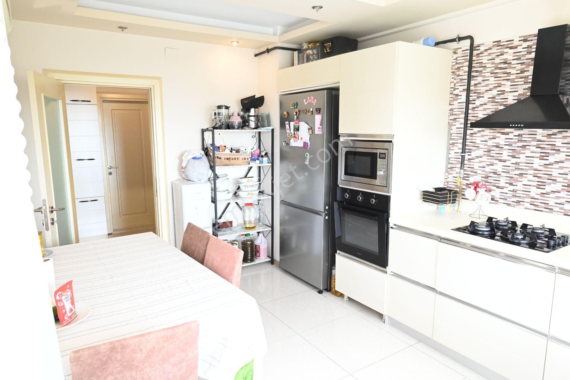 Üstünkent Emlak'tan Site İçi 3+1 D.gazlı Havuzlu Kiralık Daire - Görsel 4